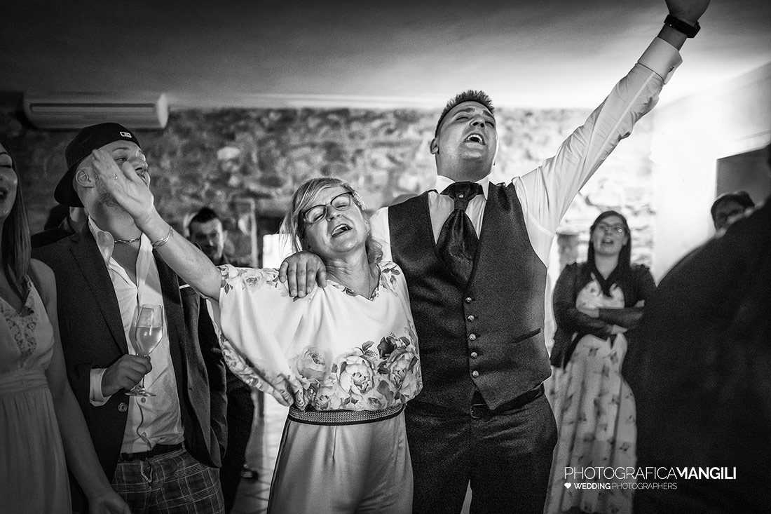 088 reportage sposi foto matrimonio wedding san giovanni delle formiche villongo bergamo 088 reportage sposi foto matrimonio wedding san giovanni delle formiche villongo bergamo