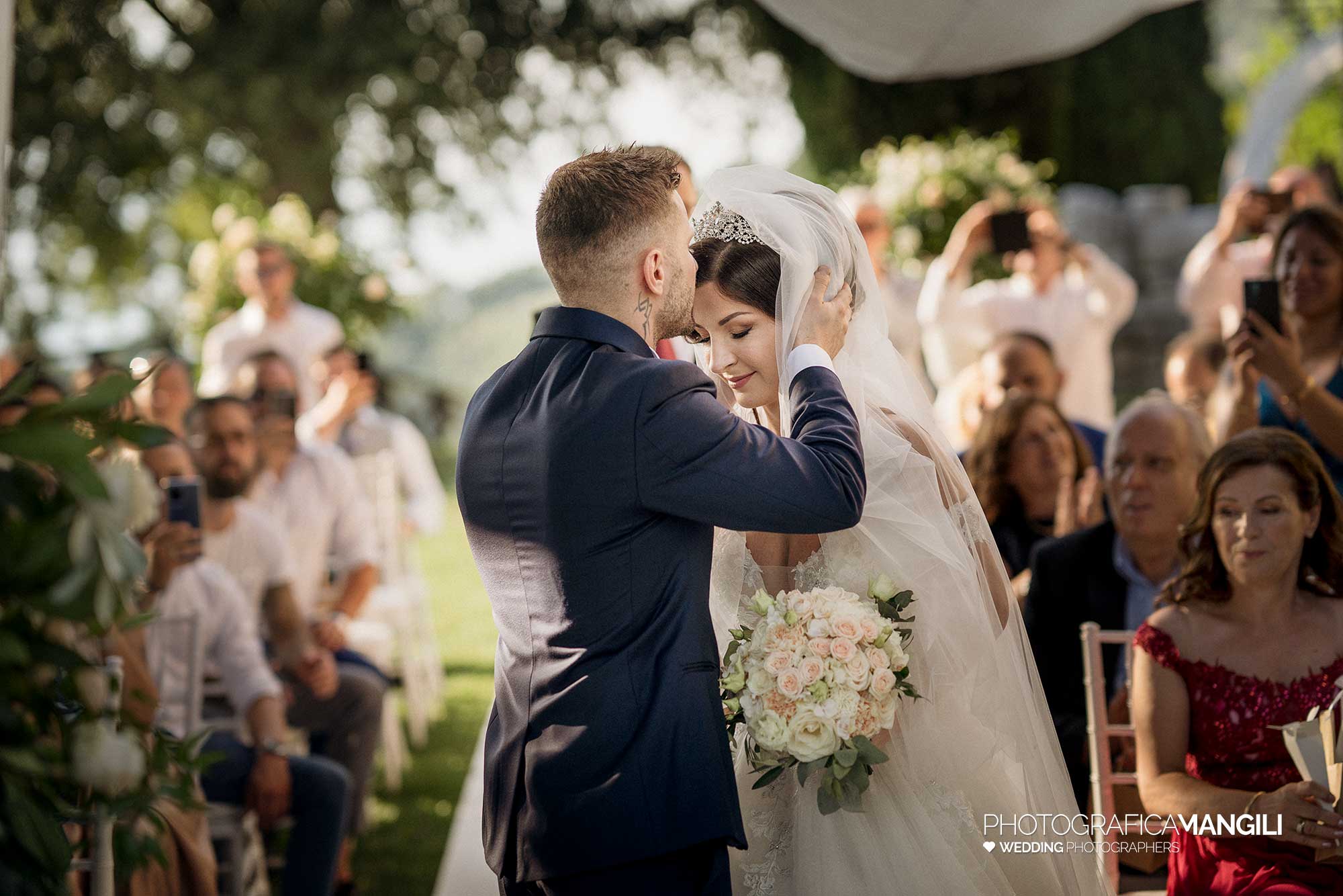 018 fotografo matrimonio lecco castello rossino incontro sposi 018 fotografo matrimonio lecco castello rossino incontro sposi