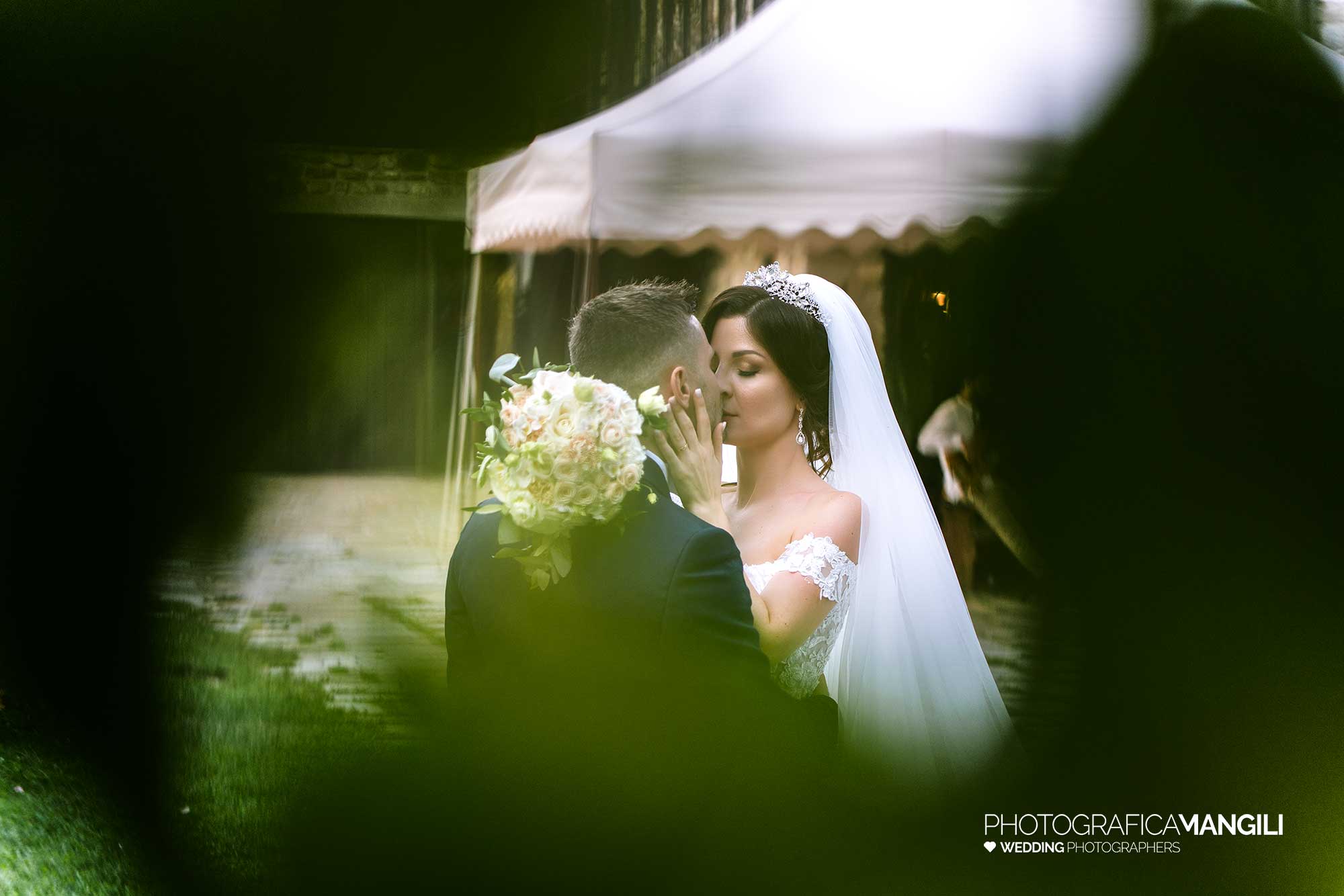 025 fotografo matrimonio lecco castello rossino reportage bacio 025 fotografo matrimonio lecco castello rossino reportage bacio