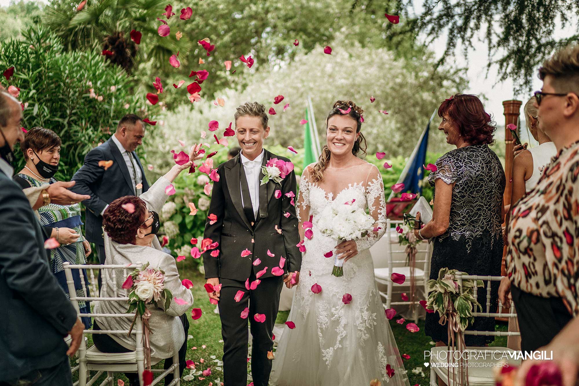 026 fotografia matrimonio termine rito civile lecco castello rossino 026 fotografia matrimonio termine rito civile lecco castello rossino
