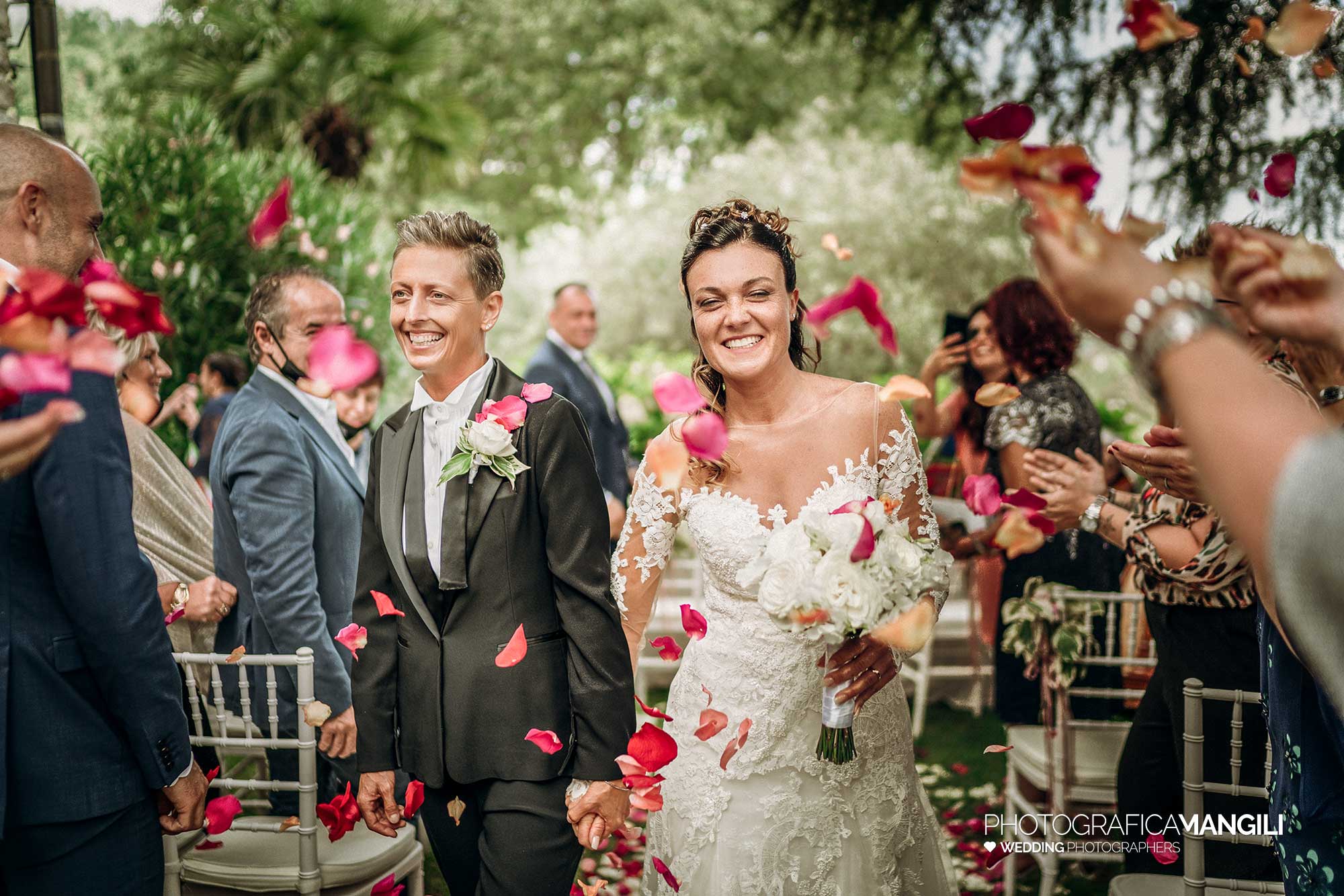 027 fotografia matrimonio termine rito civile lecco castello rossino 027 fotografia matrimonio termine rito civile lecco castello rossino