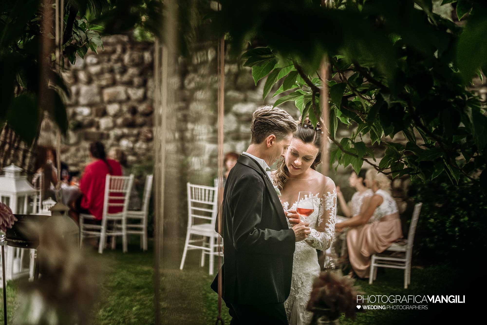 028 fotografo matrimonio lecco castello di rossino raperitivo 028 fotografo matrimonio lecco castello di rossino raperitivo