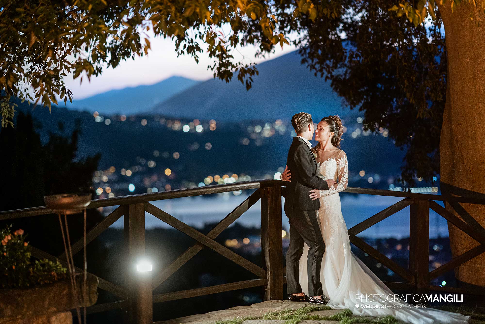 057 fotografo matrimonio lecco castello di rossino ora blu 057 fotografo matrimonio lecco castello di rossino ora blu