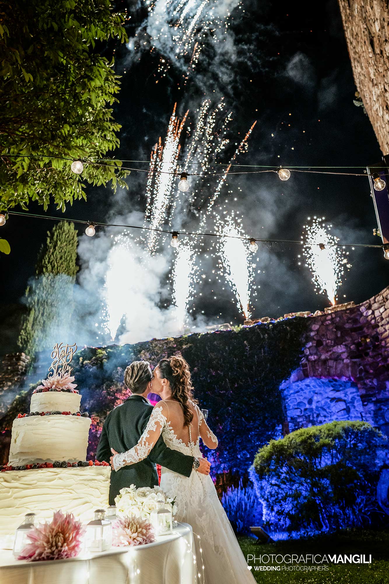 059 fotografo matrimonio lecco castello di rossino fuochi artificio 059 fotografo matrimonio lecco castello di rossino fuochi artificio