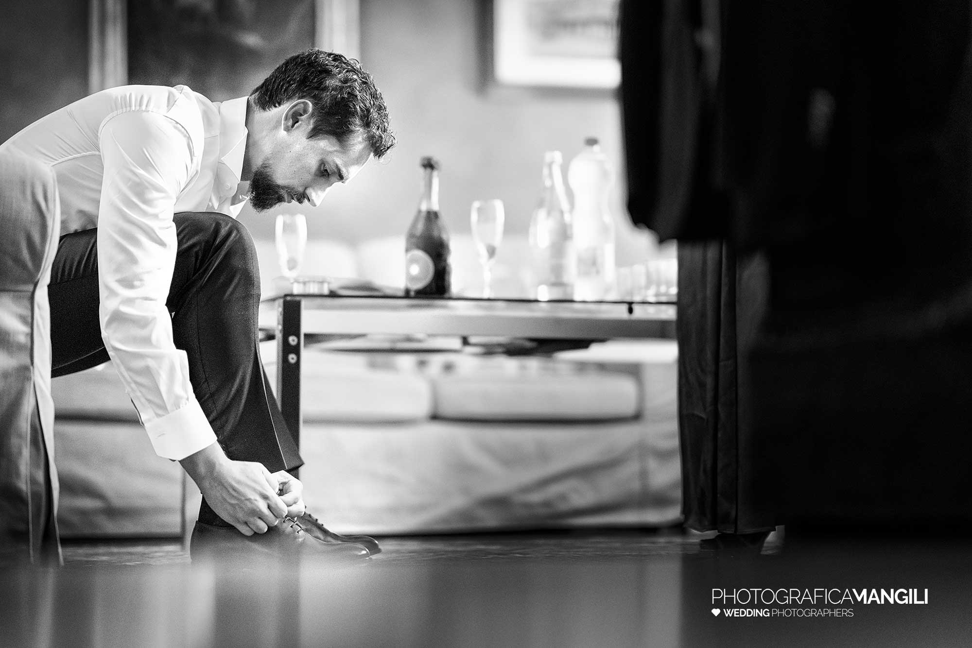 002 foto matrimonio reportage wedding preparativi sposo lecco castello rossino 002 foto matrimonio reportage wedding preparativi sposo lecco castello rossino