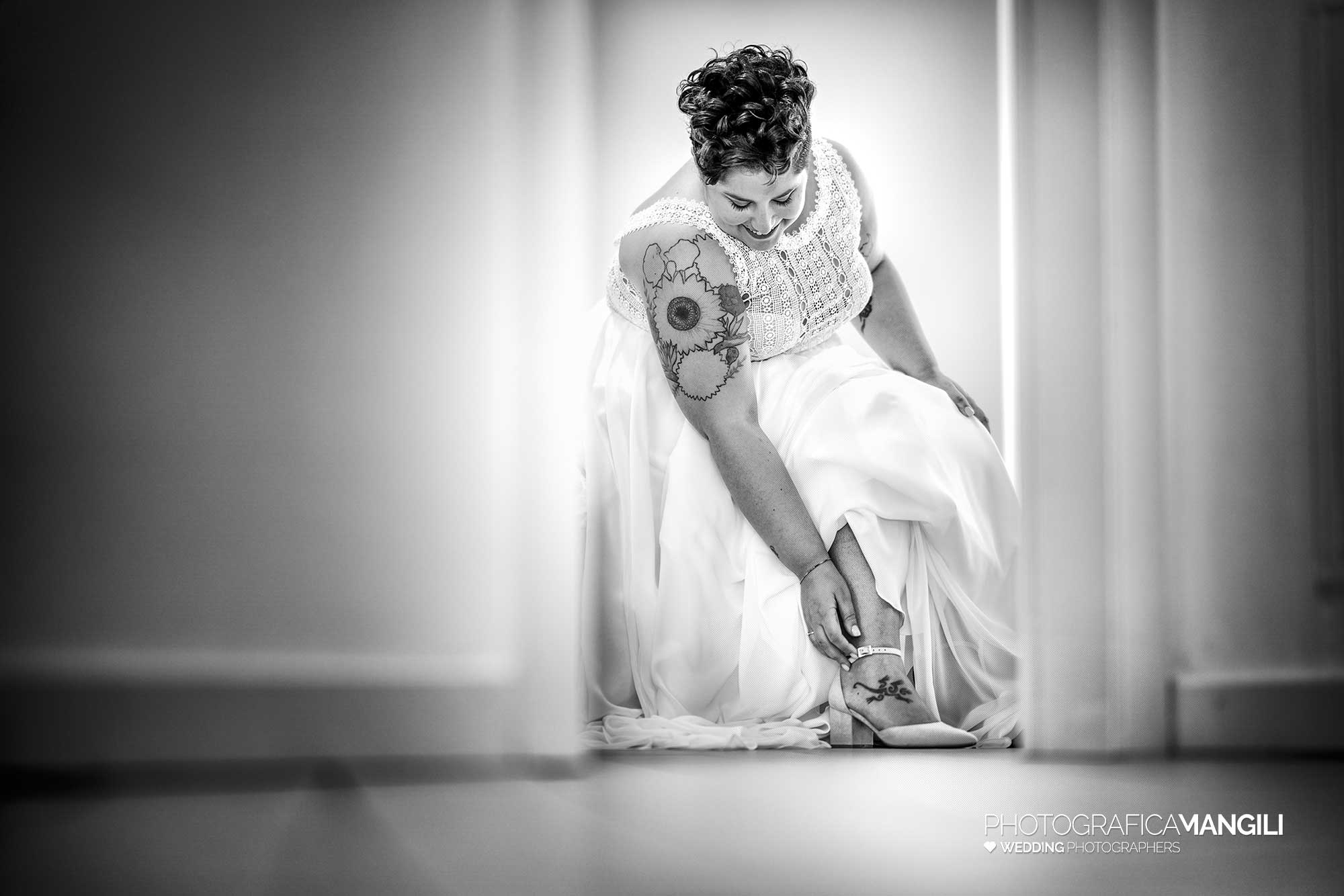 007 fotografo matrimonio preparativi sposa bergamo 007 fotografo matrimonio preparativi sposa bergamo