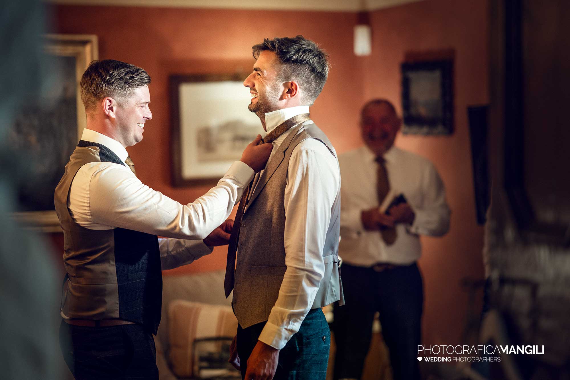 009 foto matrimonio reportage wedding preparativi sposo lecco castello rossino 009 foto matrimonio reportage wedding preparativi sposo lecco castello rossino