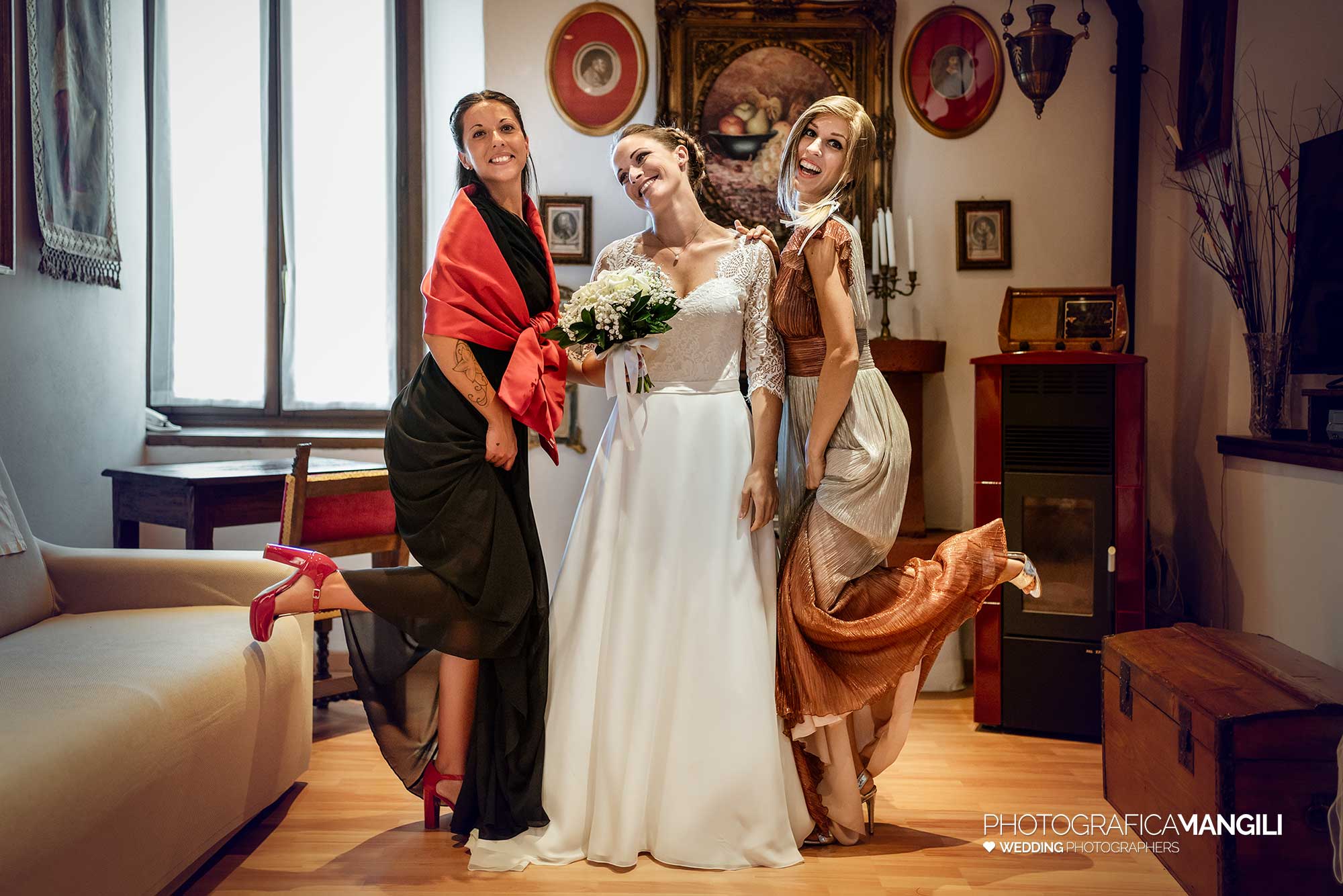 011 fotografo matrimonio wedding preparativi amiche sposa como 011 fotografo matrimonio wedding preparativi amiche sposa como