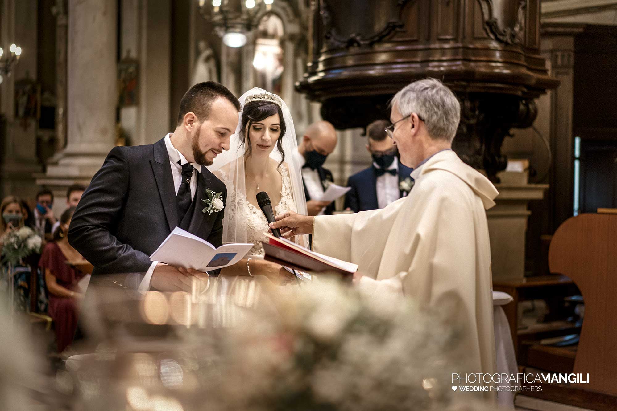 020 foto matrimonio reportage wedding cerimonia chiesa brescia villa fenaroli 020 foto matrimonio reportage wedding cerimonia chiesa brescia villa fenaroli