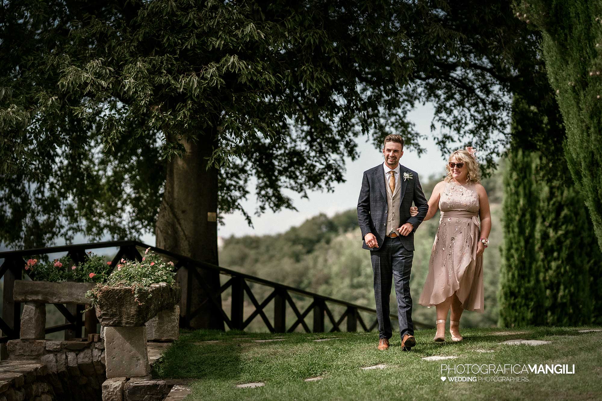 020 foto matrimonio reportage wedding ingresso sposo lecco castello rossino 020 foto matrimonio reportage wedding ingresso sposo lecco castello rossino