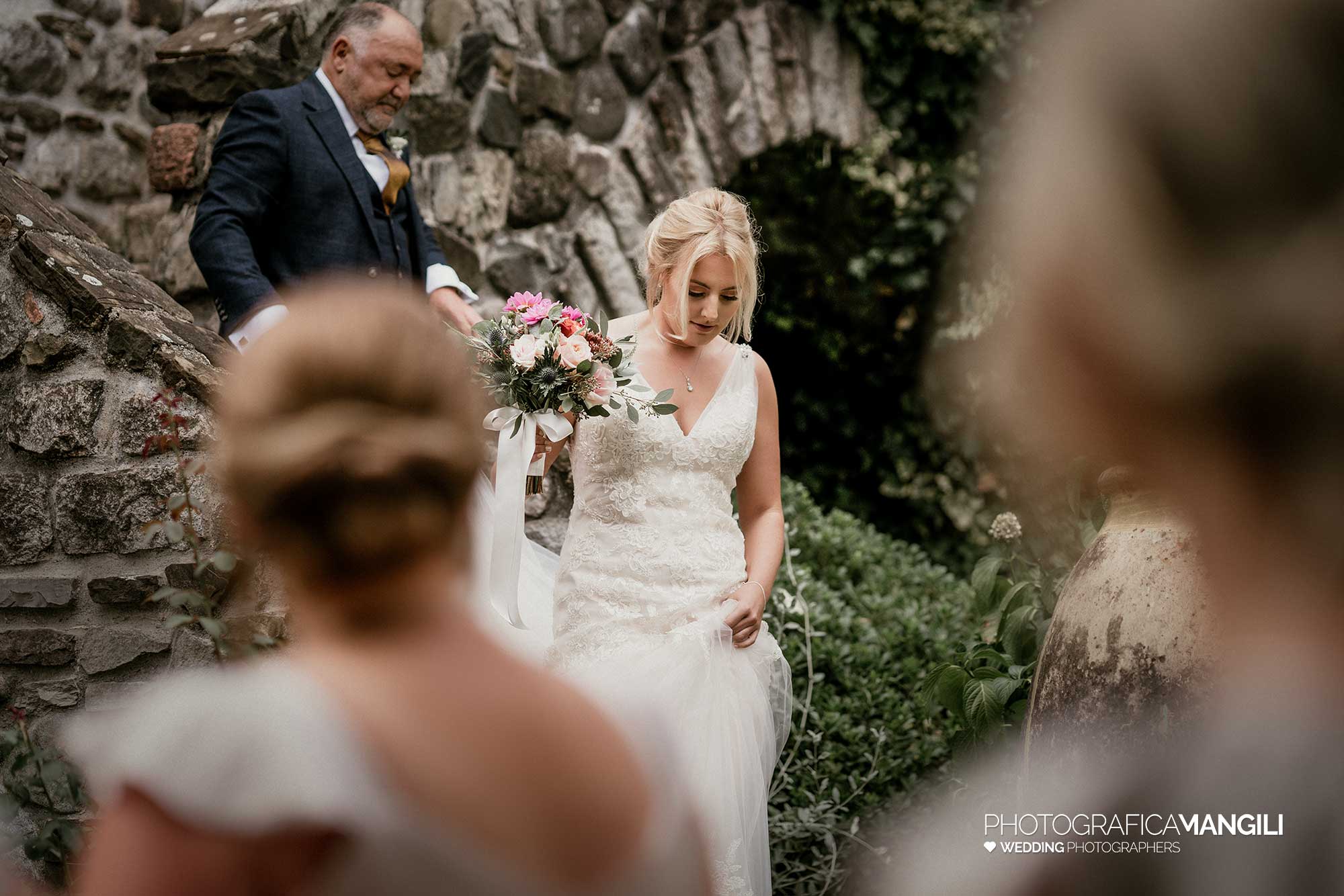 022 foto matrimonio reportage wedding ingresso sposa lecco castello rossino 022 foto matrimonio reportage wedding ingresso sposa lecco castello rossino