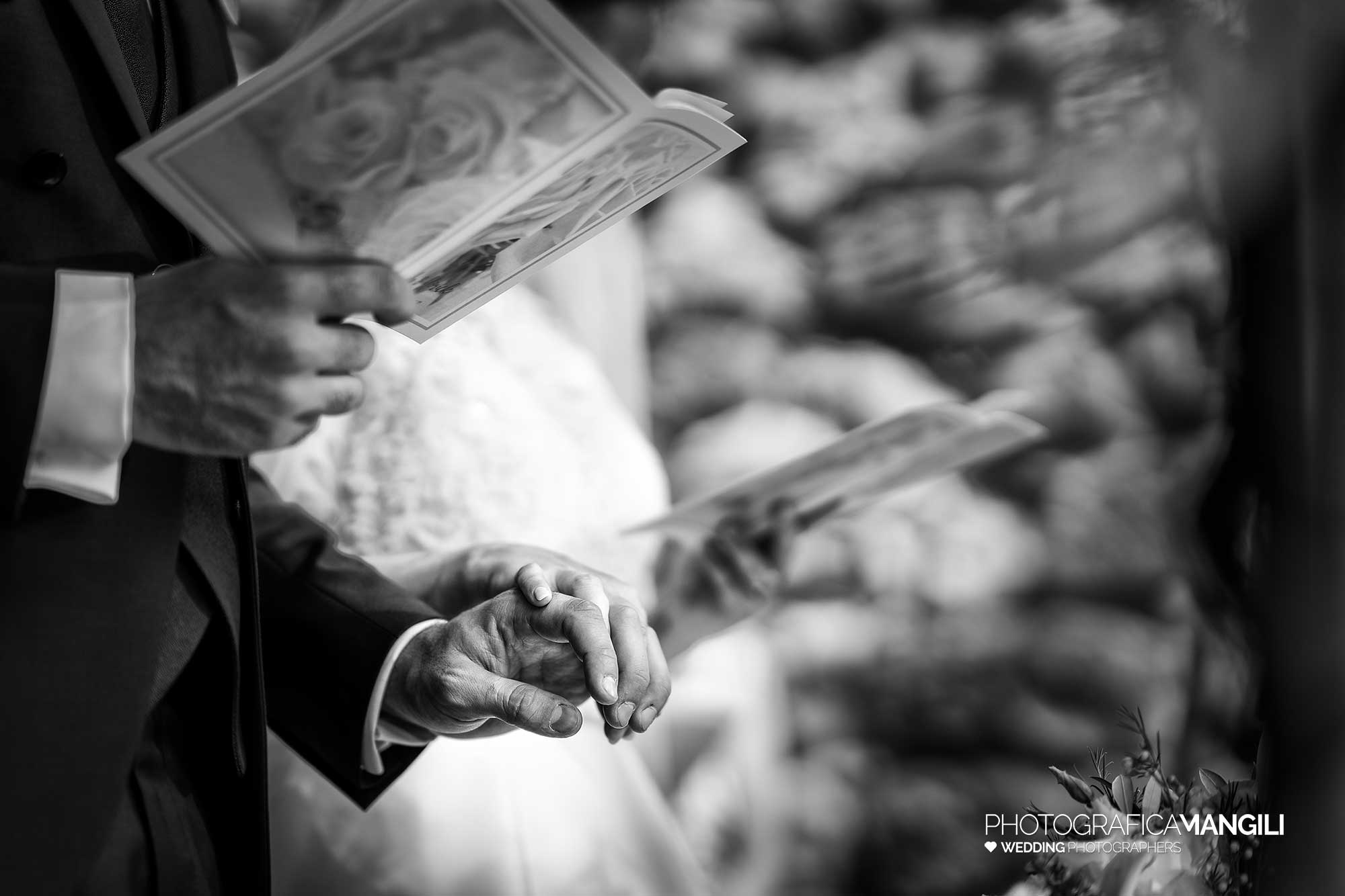 026 foto matrimonio reportage cerimonia religiosa wedding lecco castello rossino 026 foto matrimonio reportage cerimonia religiosa wedding lecco castello rossino