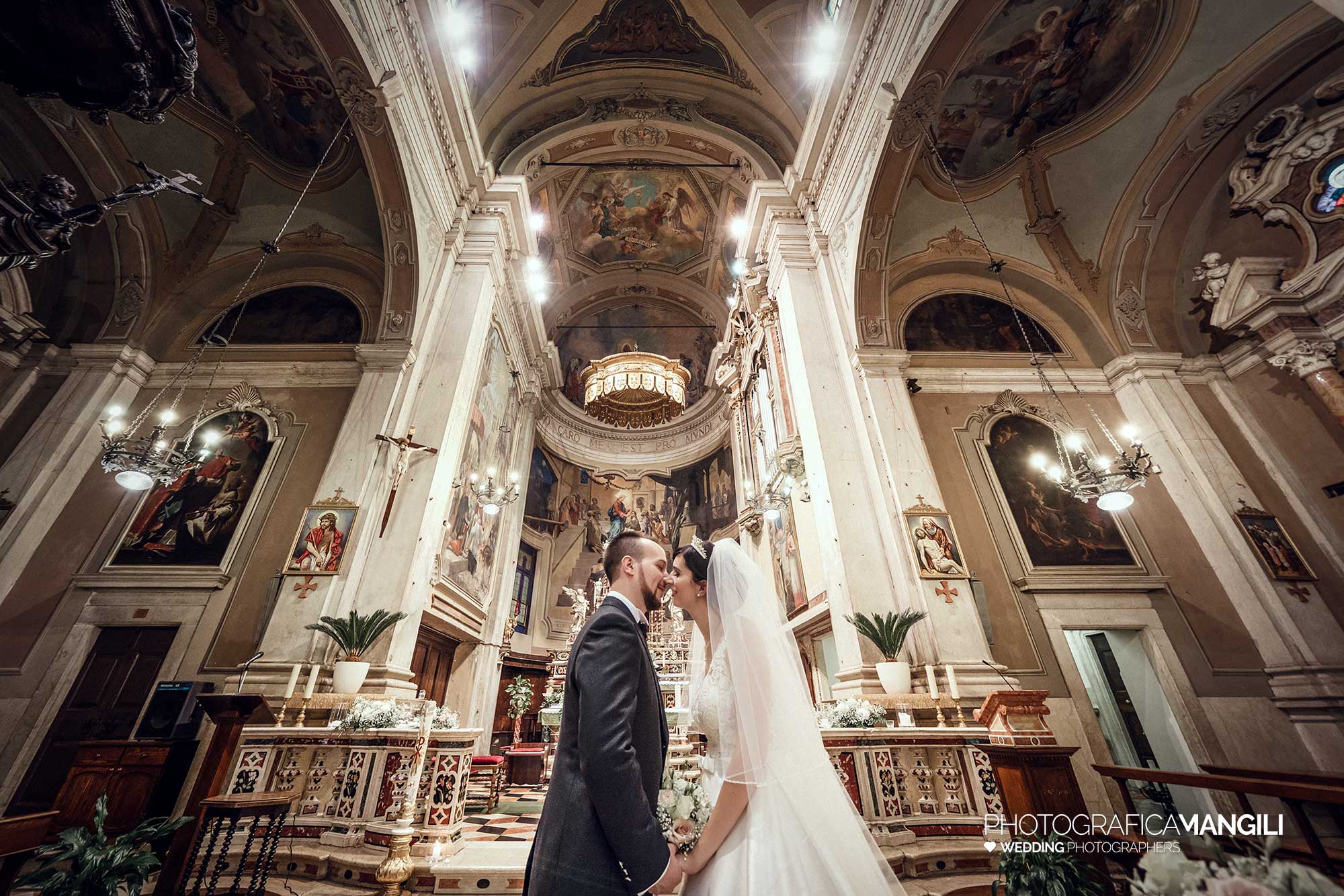 027 foto matrimonio reportage wedding cerimonia chiesa brescia villa fenaroli 027 foto matrimonio reportage wedding cerimonia chiesa brescia villa fenaroli