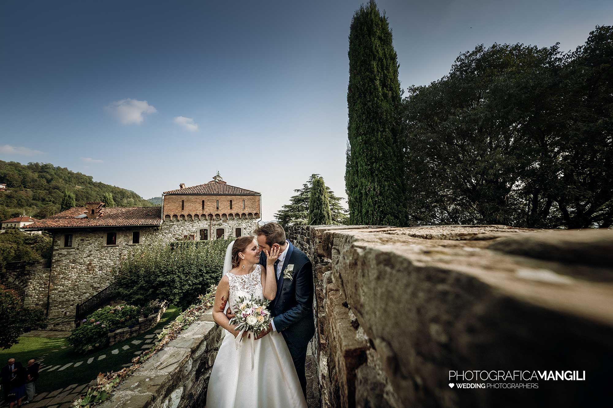 032 foto matrimonio reportage wedding ritratto sposi lecco castello rossino 032 foto matrimonio reportage wedding ritratto sposi lecco castello rossino