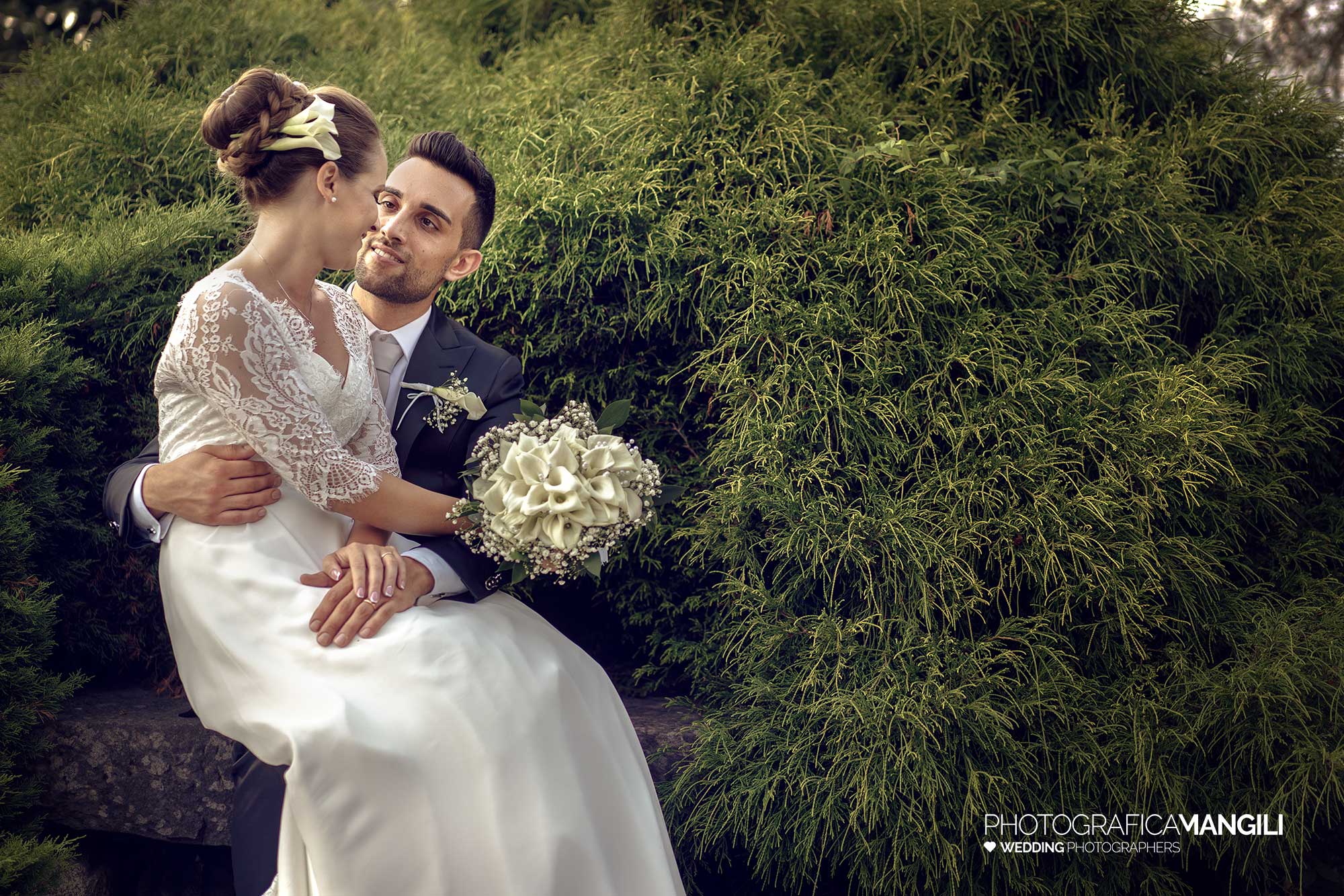 034 fotografo matrimonio wedding ritratto sposi antico borgo della madonnina lecco 034 fotografo matrimonio wedding ritratto sposi antico borgo della madonnina lecco