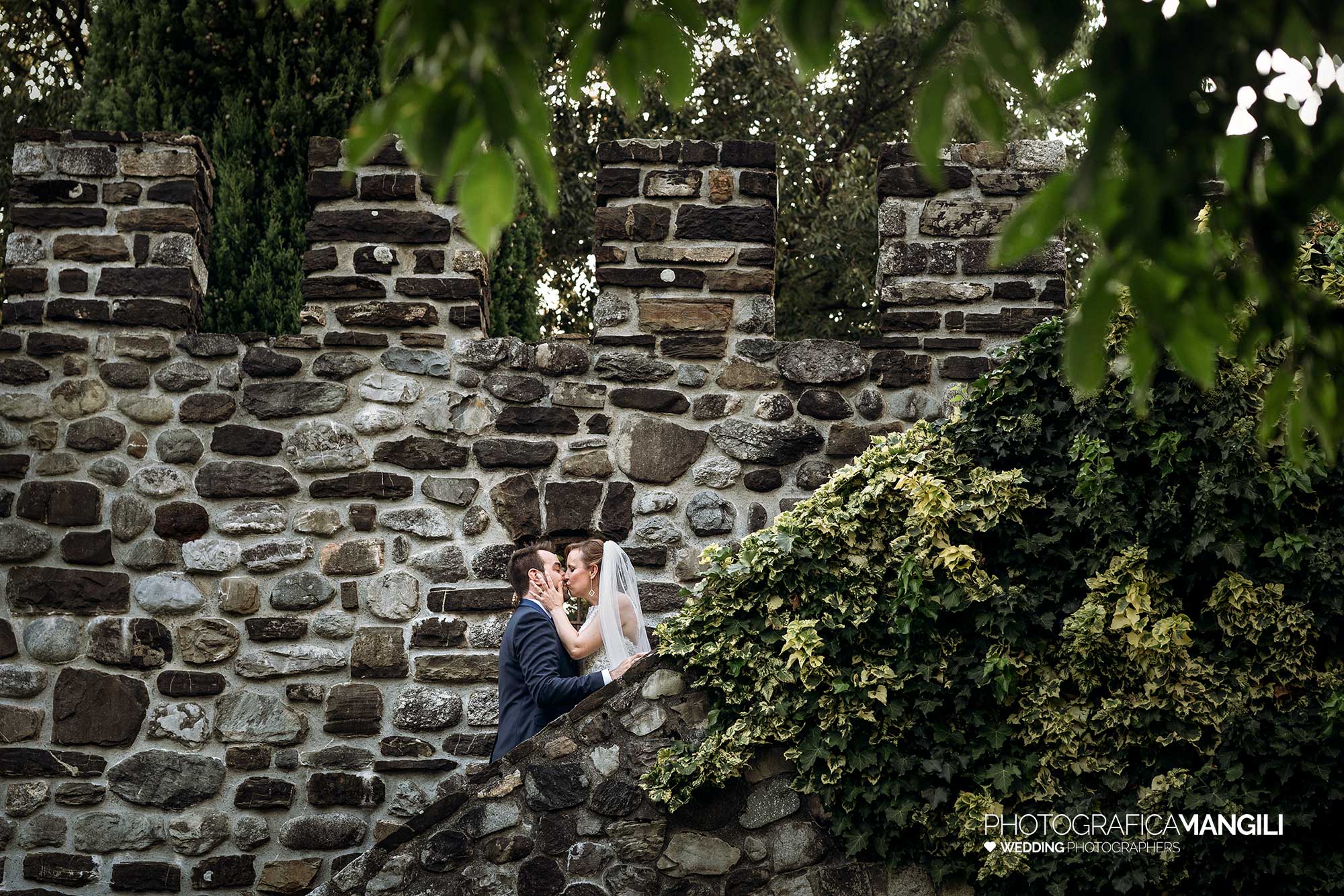 036 foto matrimonio reportage wedding ritratto sposi lecco castello rossino 036 foto matrimonio reportage wedding ritratto sposi lecco castello rossino