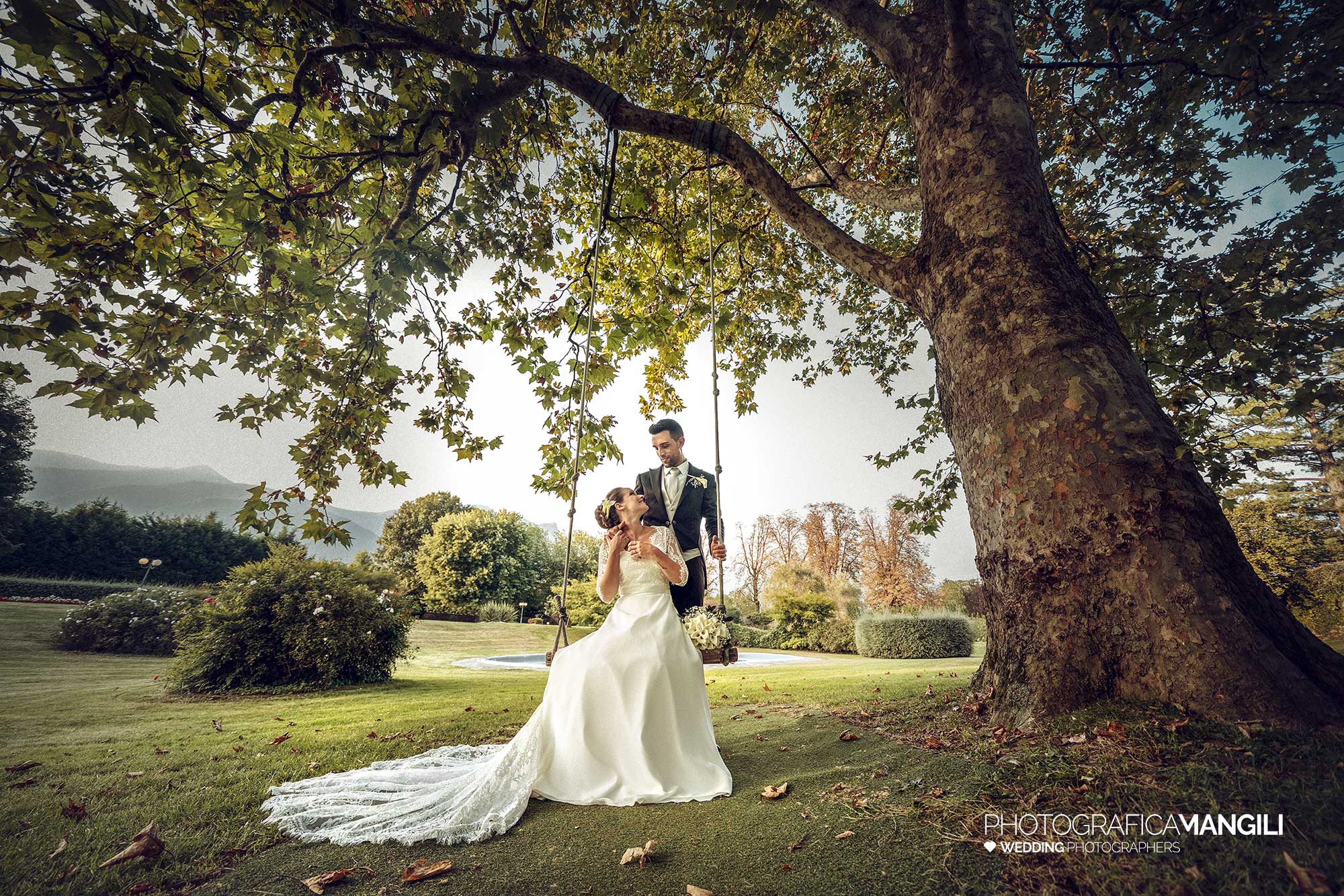 041 fotografo matrimonio wedding ritratto sposi antico borgo della madonnina lecco 041 fotografo matrimonio wedding ritratto sposi antico borgo della madonnina lecco