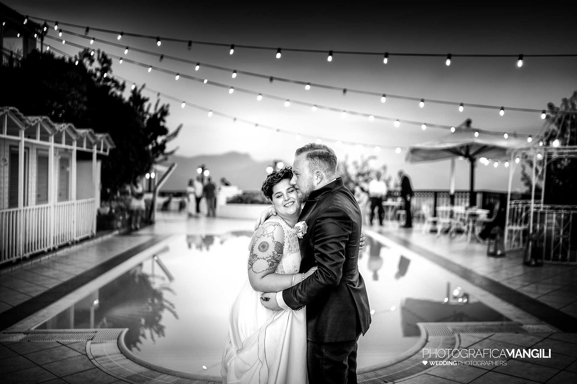 042 fotografo matrimonio bergamo ritratto sposi san giovanni delle formiche 042 fotografo matrimonio bergamo ritratto sposi san giovanni delle formiche