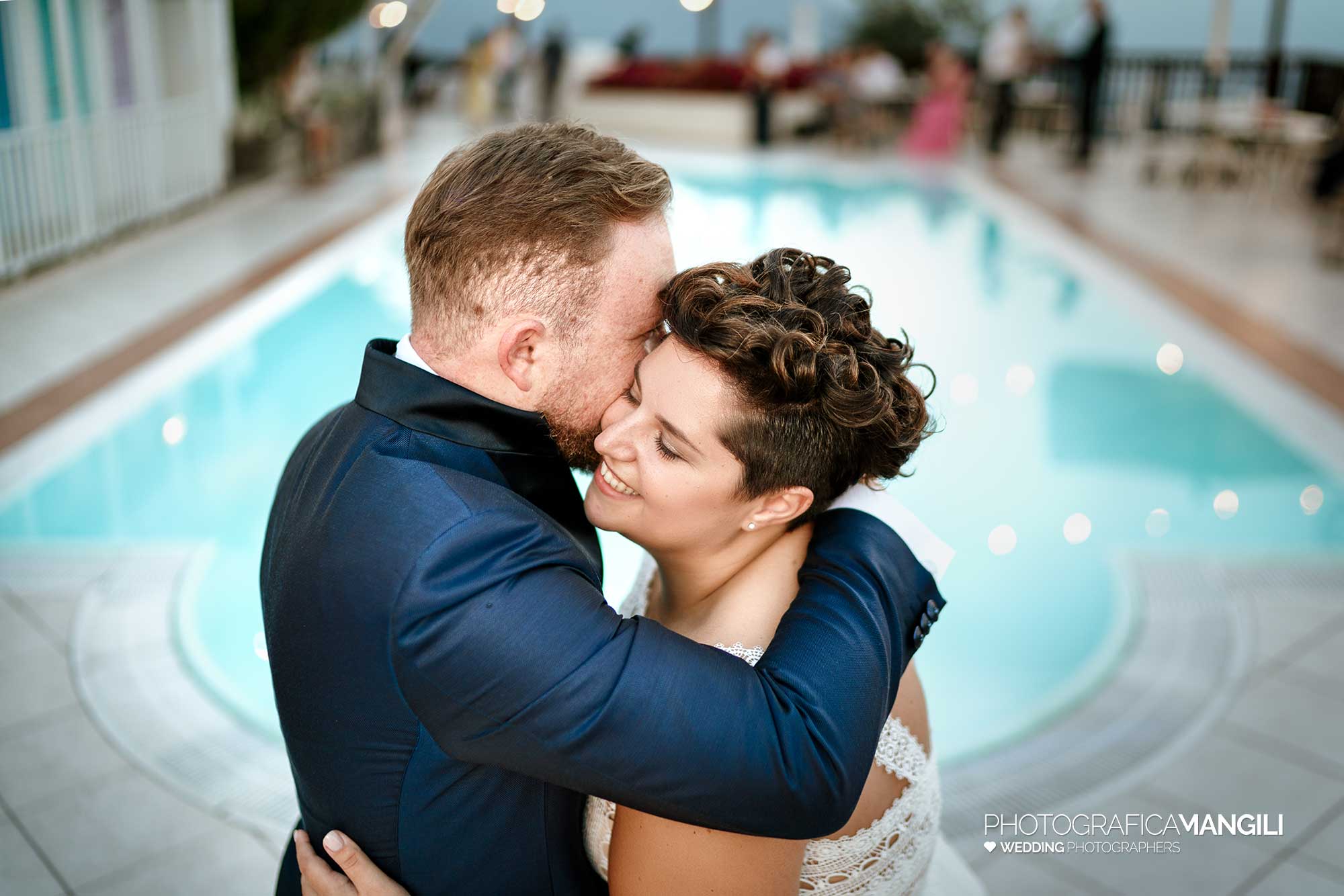 043 fotografo matrimonio bergamo ritratto sposi san giovanni delle formiche 043 fotografo matrimonio bergamo ritratto sposi san giovanni delle formiche