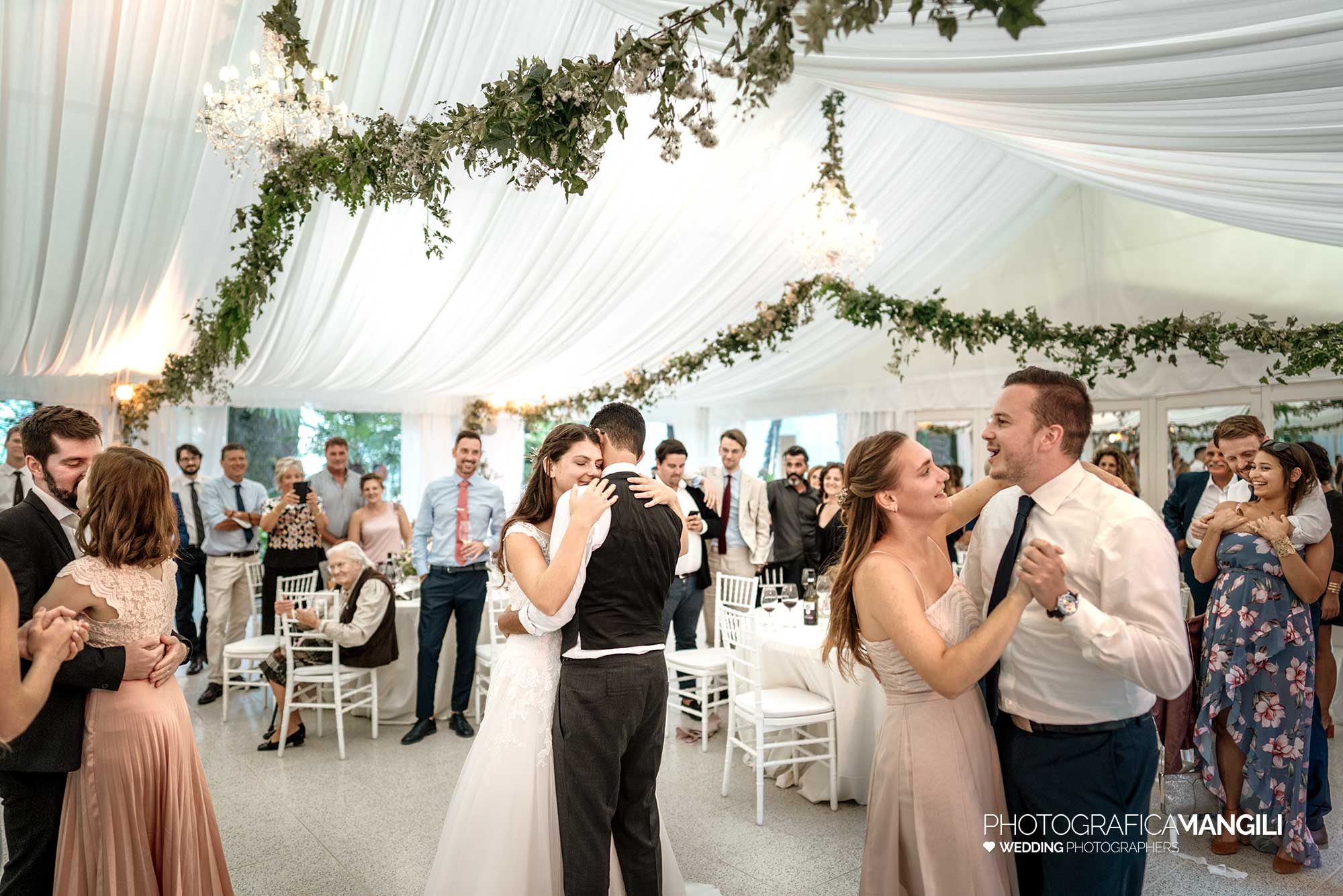 045 foto matrimonio reportage wedding festa balli como lake villa monastero pax 045 foto matrimonio reportage wedding festa balli como lake villa monastero pax