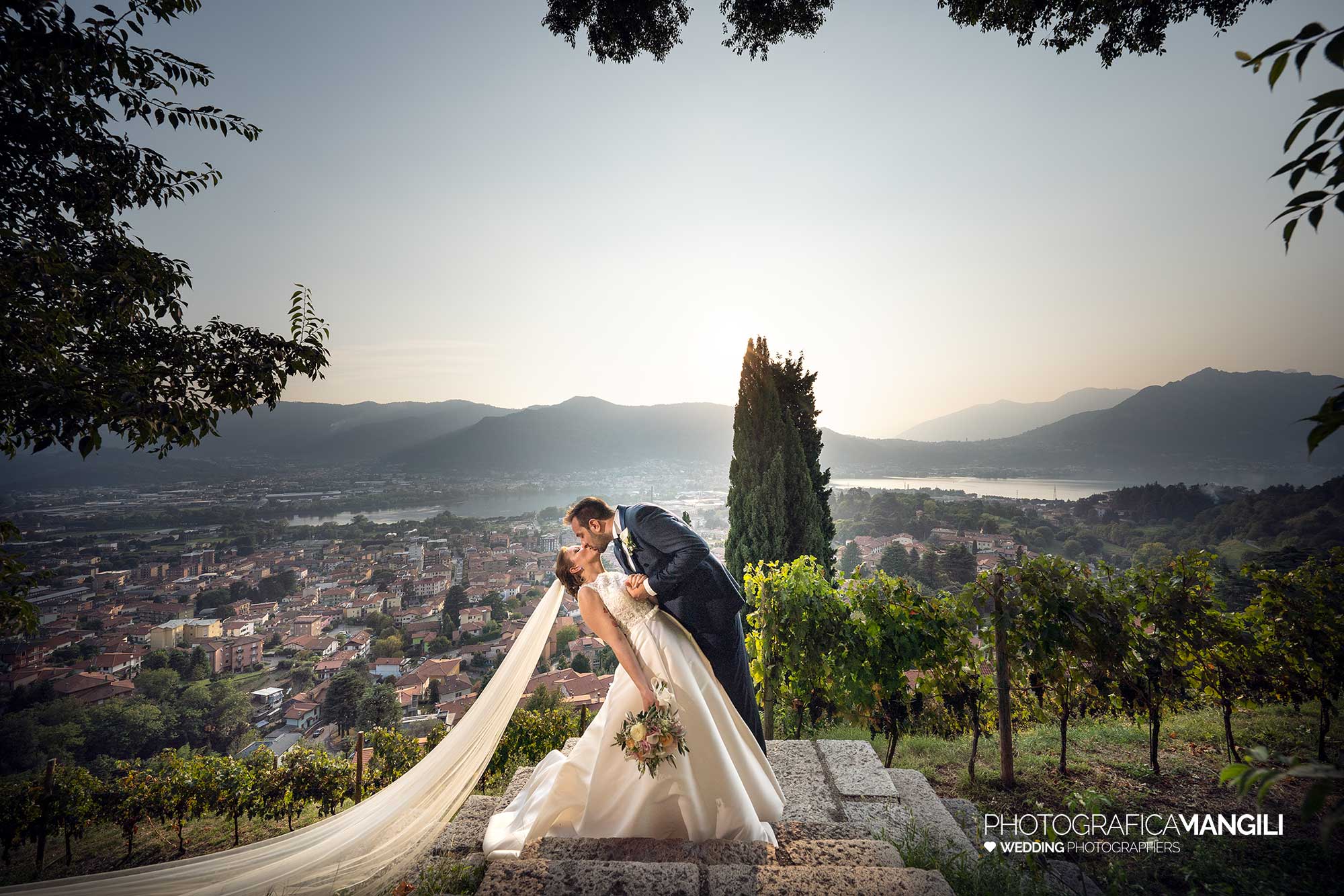 045 foto matrimonio reportage wedding ritratto sposi lecco castello rossino 1 045 foto matrimonio reportage wedding ritratto sposi lecco castello rossino 1