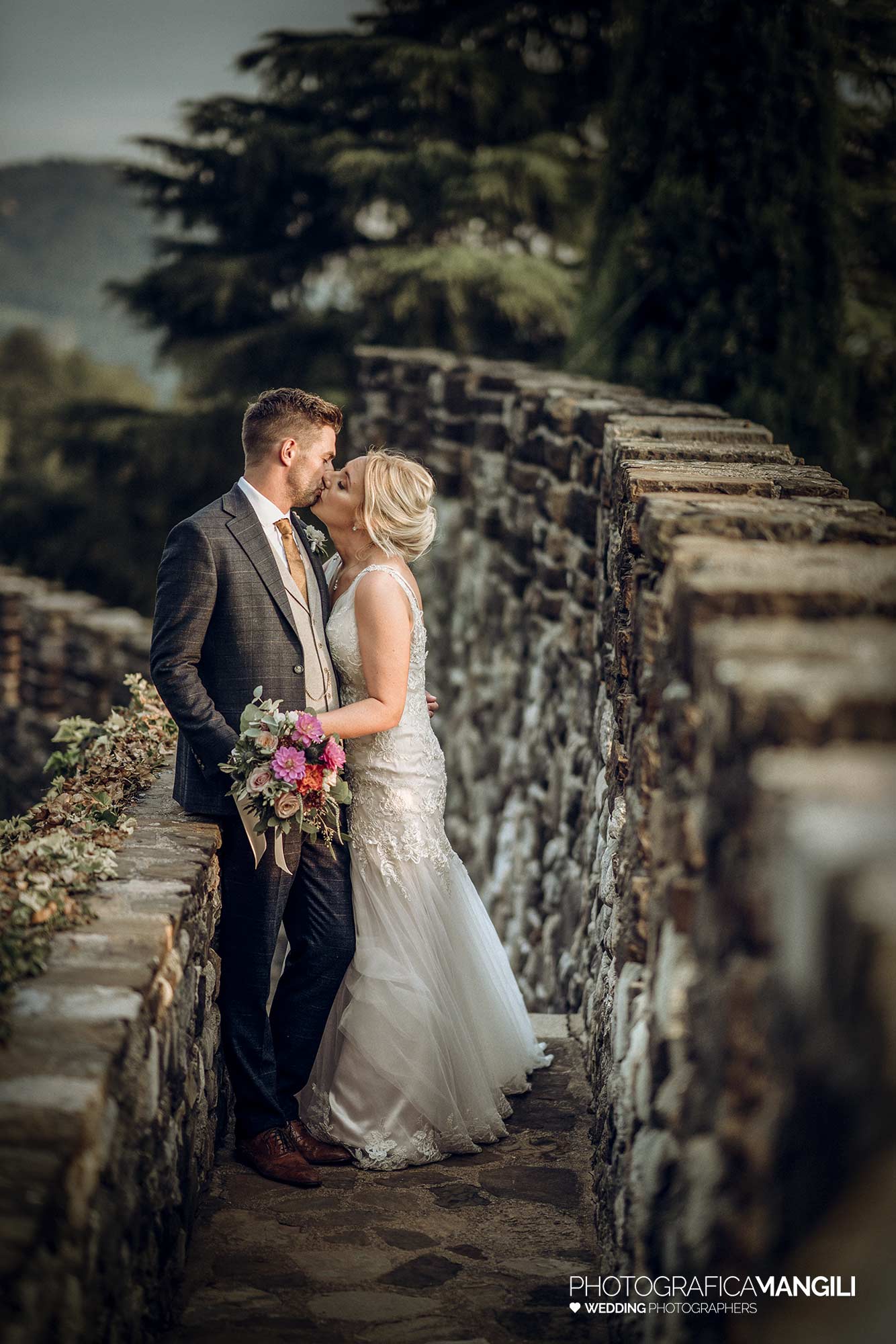 046 foto matrimonio reportage wedding ritratto sposi lecco castello rossino 046 foto matrimonio reportage wedding ritratto sposi lecco castello rossino