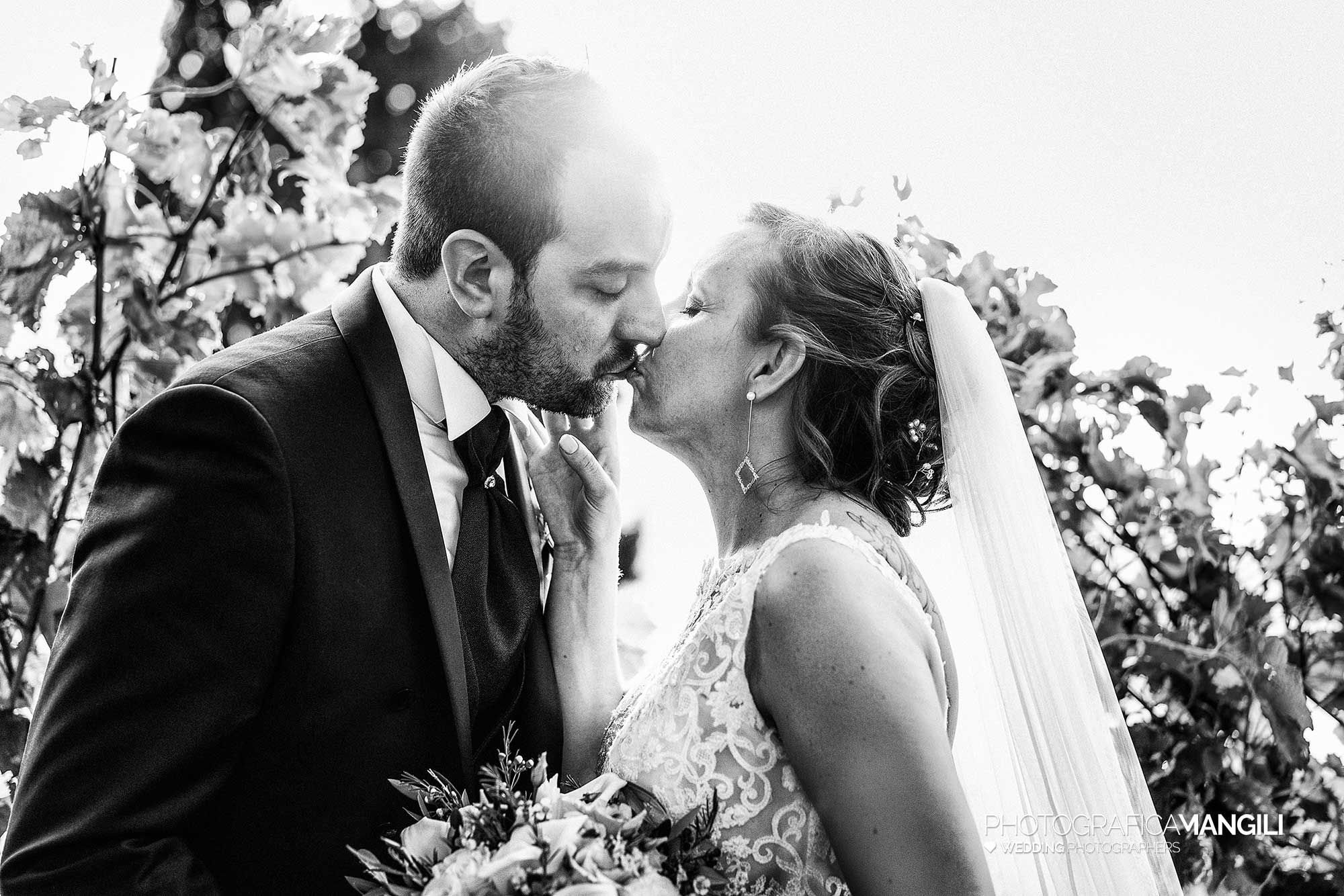 048 foto matrimonio reportage bianco nero lecco castello rossino 048 foto matrimonio reportage bianco nero lecco castello rossino