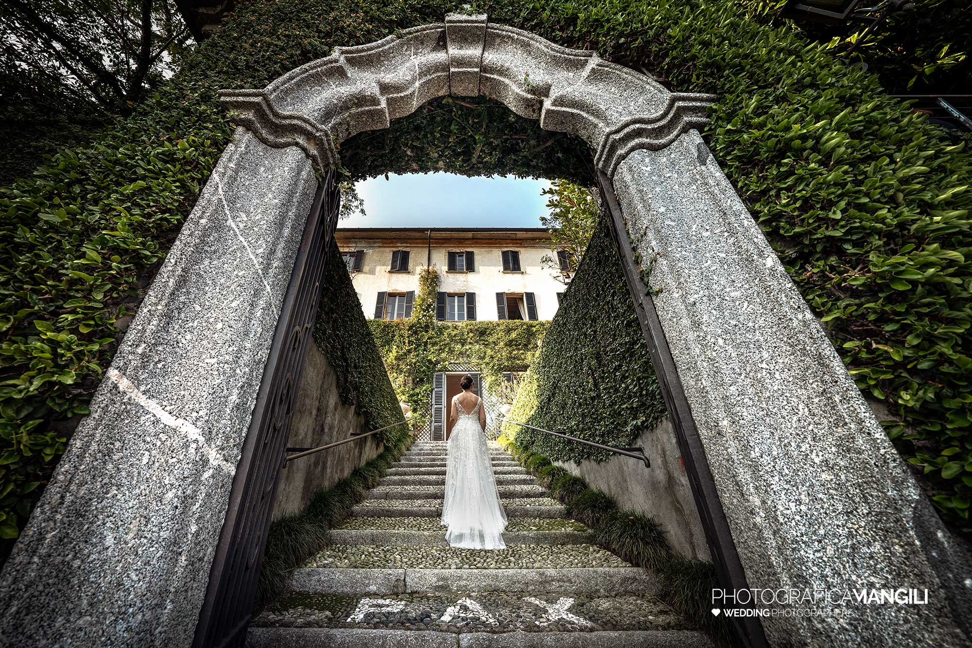 048 foto matrimonio reportage wedding ritratto sposi como lake villa monastero pax 048 foto matrimonio reportage wedding ritratto sposi como lake villa monastero pax