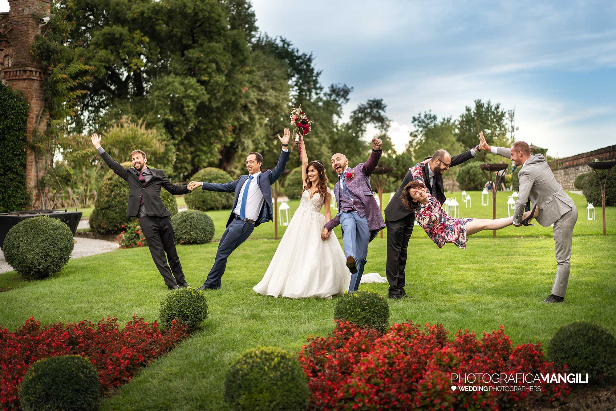 049 foto matrimonio reportage amici sposi wedding bergamo castello marne 049 foto matrimonio reportage amici sposi wedding bergamo castello marne