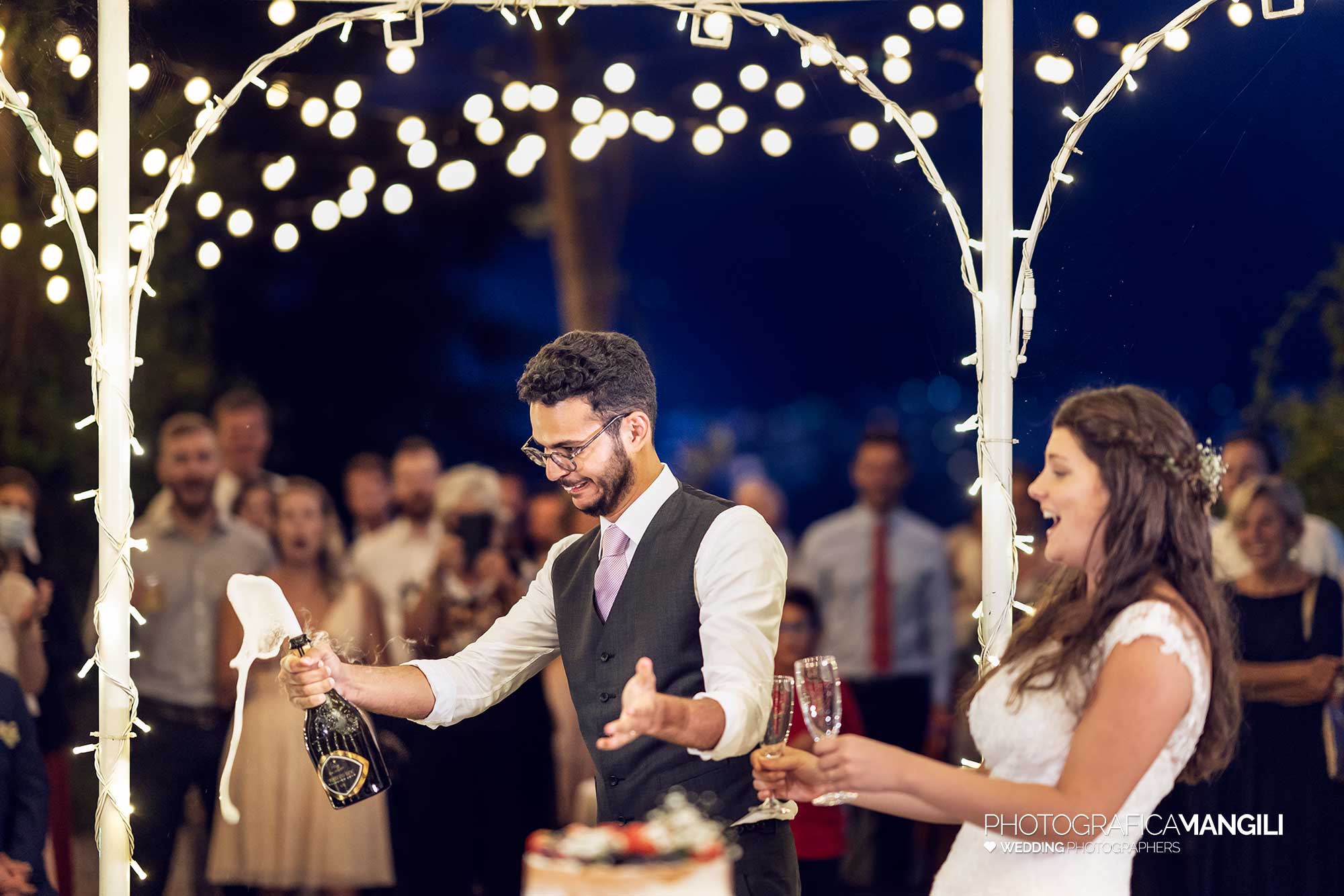 053 foto matrimonio reportage taglio torta wedding como lake villa monastero pax 053 foto matrimonio reportage taglio torta wedding como lake villa monastero pax