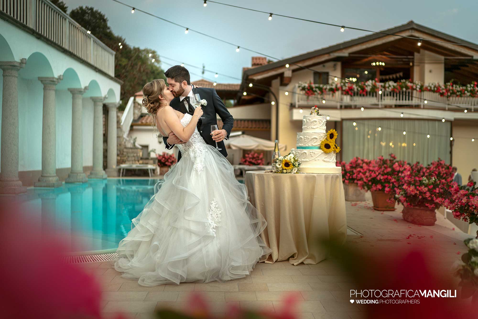 053 foto matrimonio reportage wedding taglio torta gandosso bergamo il fontanile 053 foto matrimonio reportage wedding taglio torta gandosso bergamo il fontanile