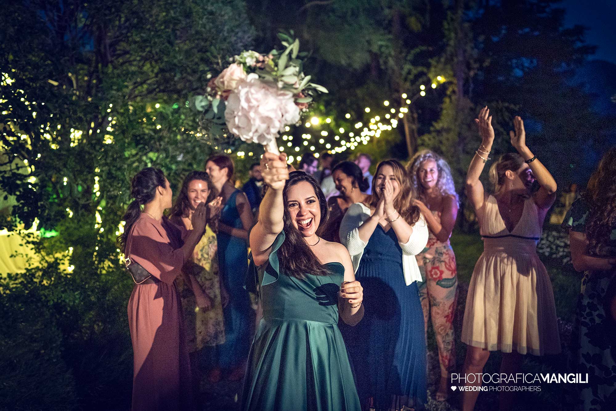 056 foto matrimonio reportage wedding lancio bouquet como lake villa monastero pax 056 foto matrimonio reportage wedding lancio bouquet como lake villa monastero pax