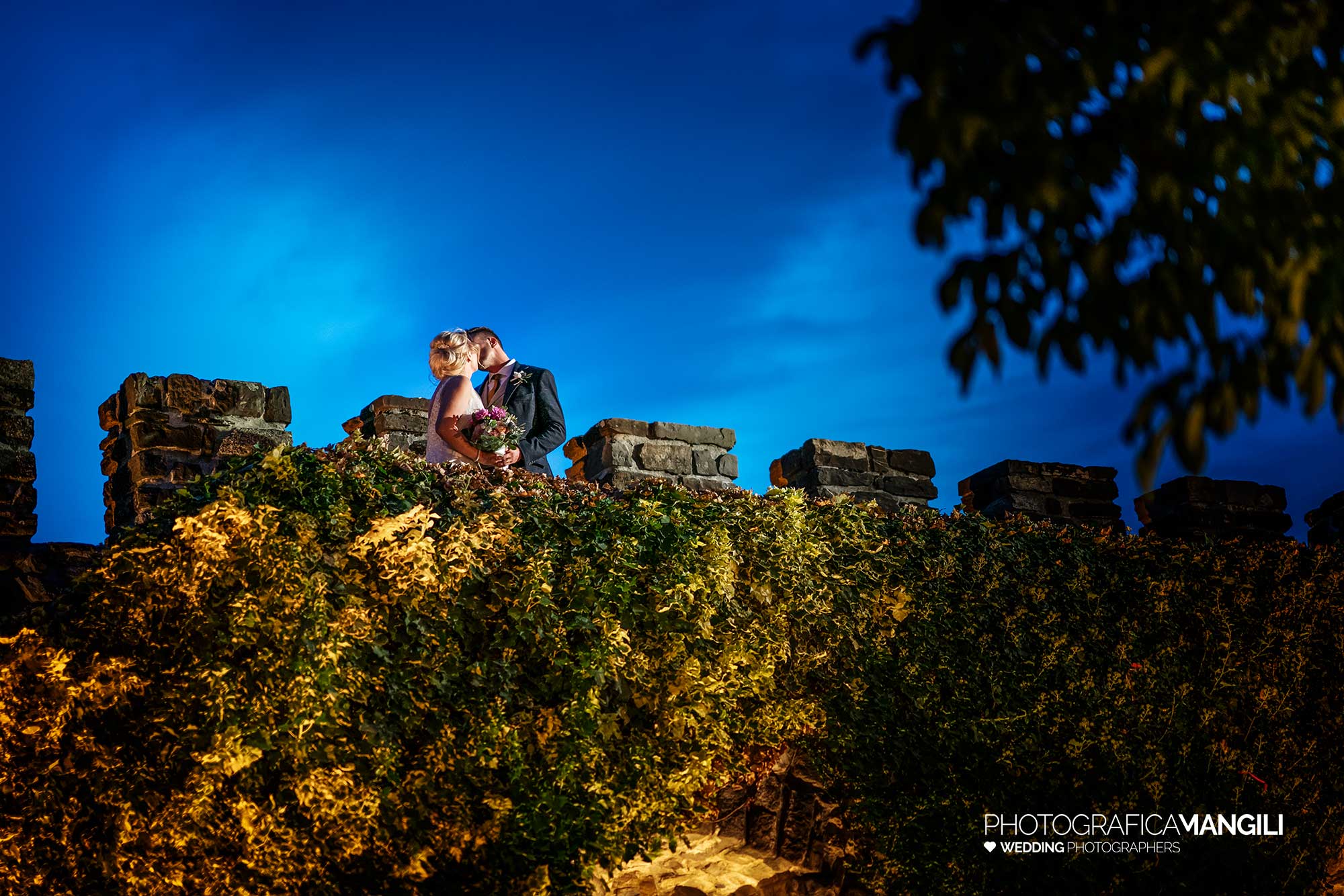 057 foto matrimonio reportage wedding drone ritratto sposi lecco castello rossino 057 foto matrimonio reportage wedding drone ritratto sposi lecco castello rossino