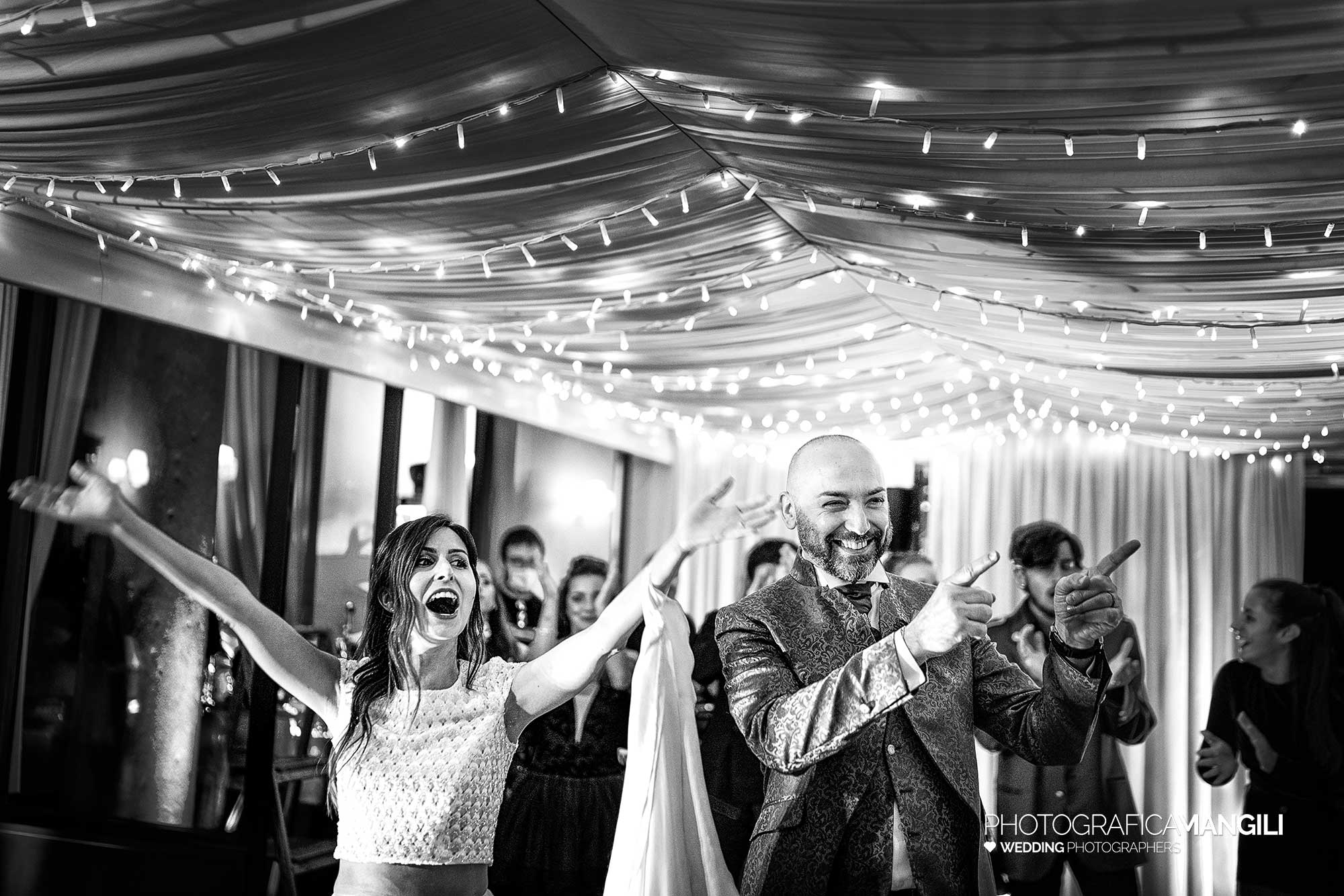 065 foto matrimonio reportage musica danza festa wedding bergamo castello marne 065 foto matrimonio reportage musica danza festa wedding bergamo castello marne