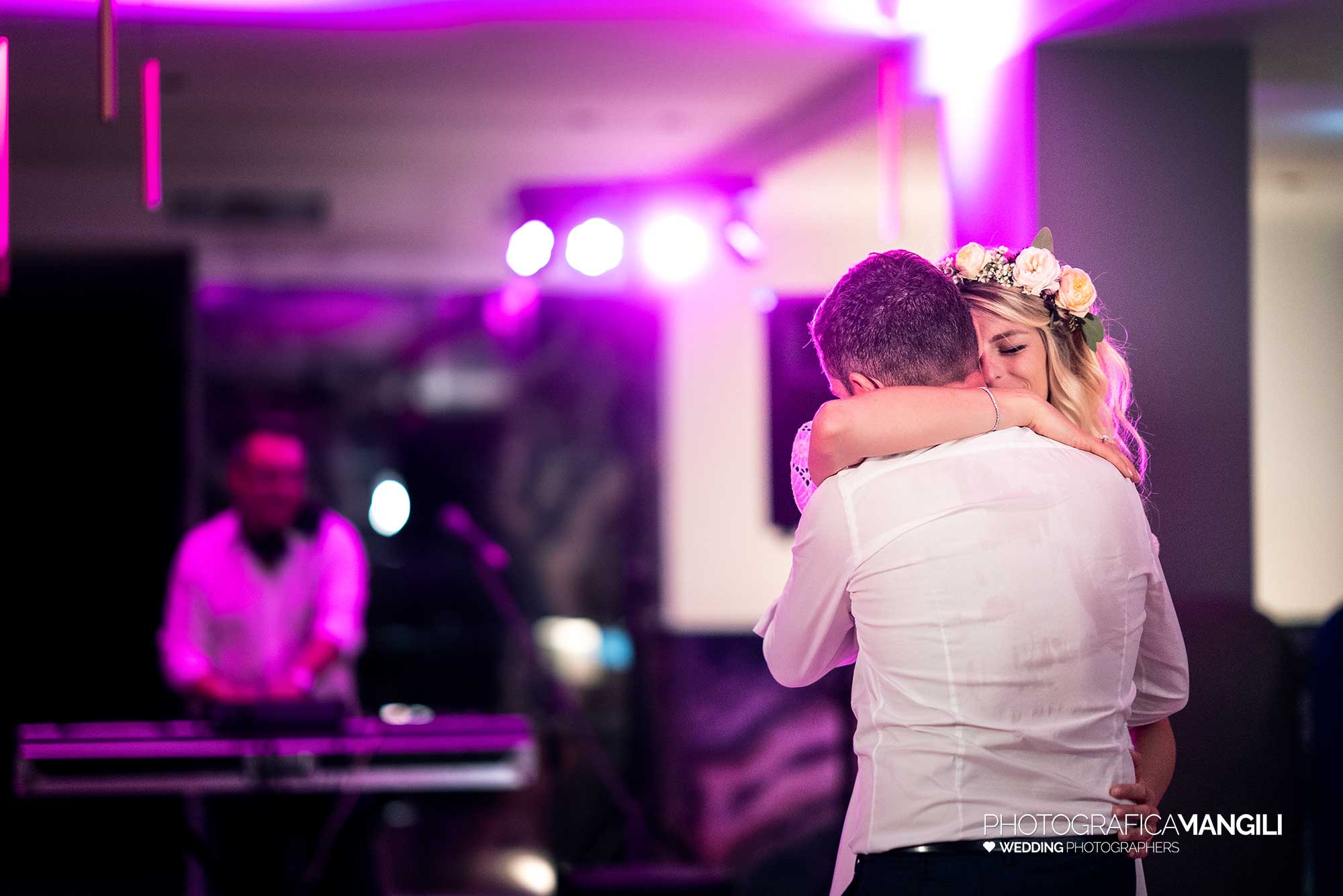 074 fotografo matrimonio wedding balli sposi hotel eala limone del garda lago di garda 074 fotografo matrimonio wedding balli sposi hotel eala limone del garda lago di garda