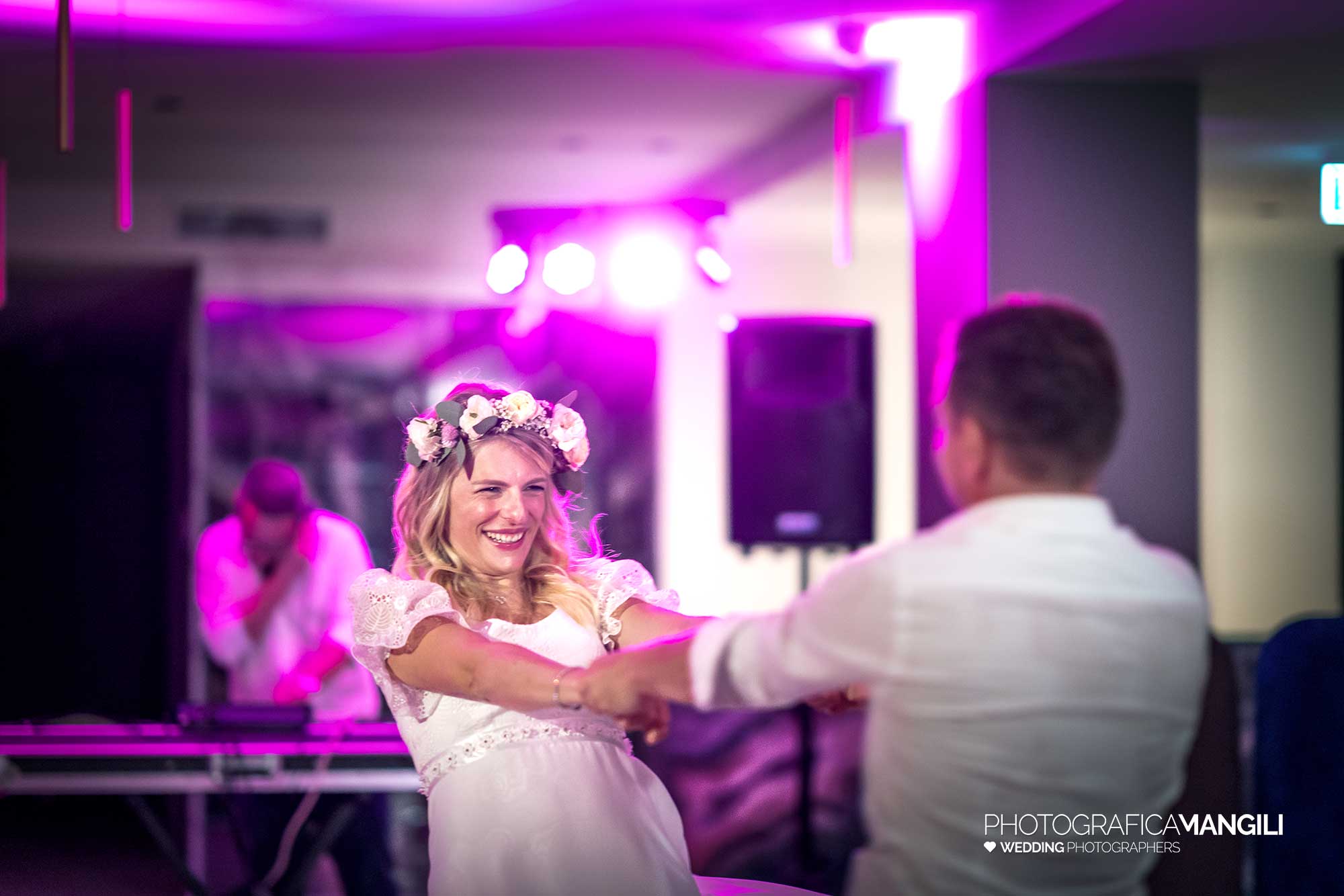 077 fotografo matrimonio wedding balli sposi hotel eala limone del garda lago di garda 077 fotografo matrimonio wedding balli sposi hotel eala limone del garda lago di garda