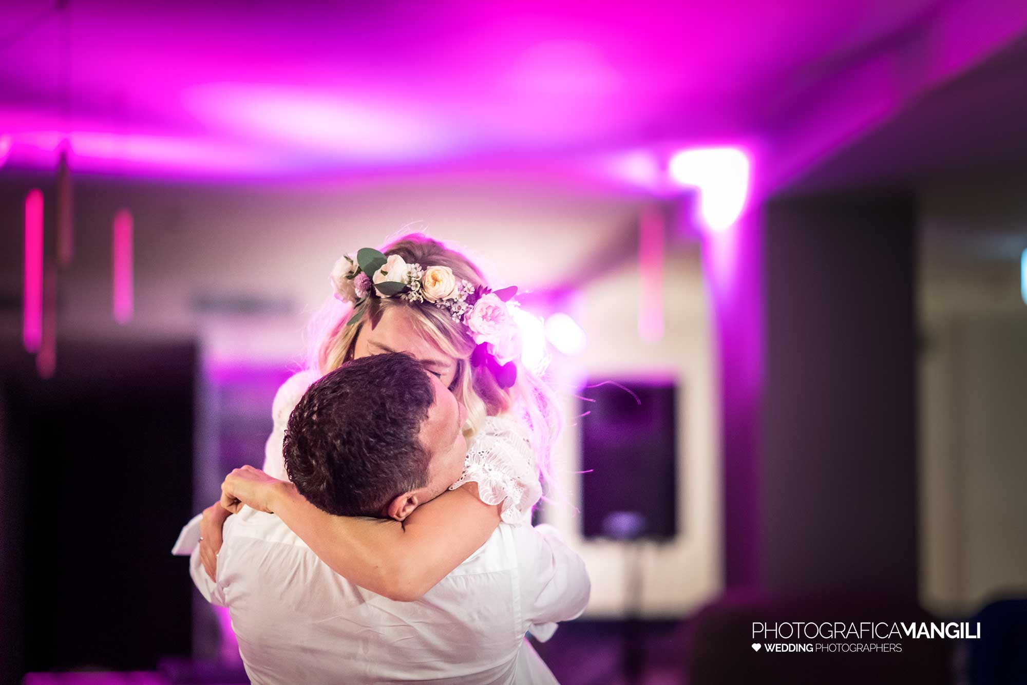 078 fotografo matrimonio wedding balli sposi hotel eala limone del garda lago di garda 078 fotografo matrimonio wedding balli sposi hotel eala limone del garda lago di garda