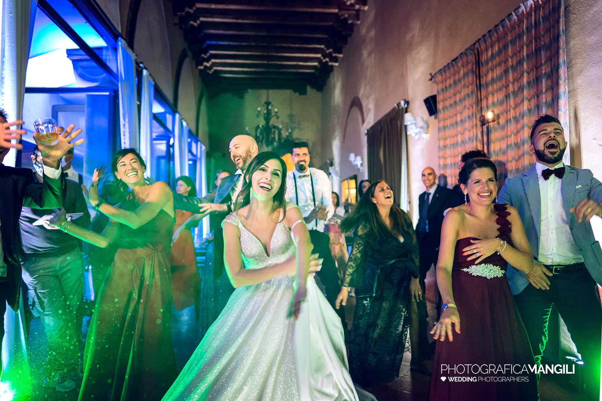 081 foto matrimonio reportage wedding balli festa bergamo castello marne 081 foto matrimonio reportage wedding balli festa bergamo castello marne