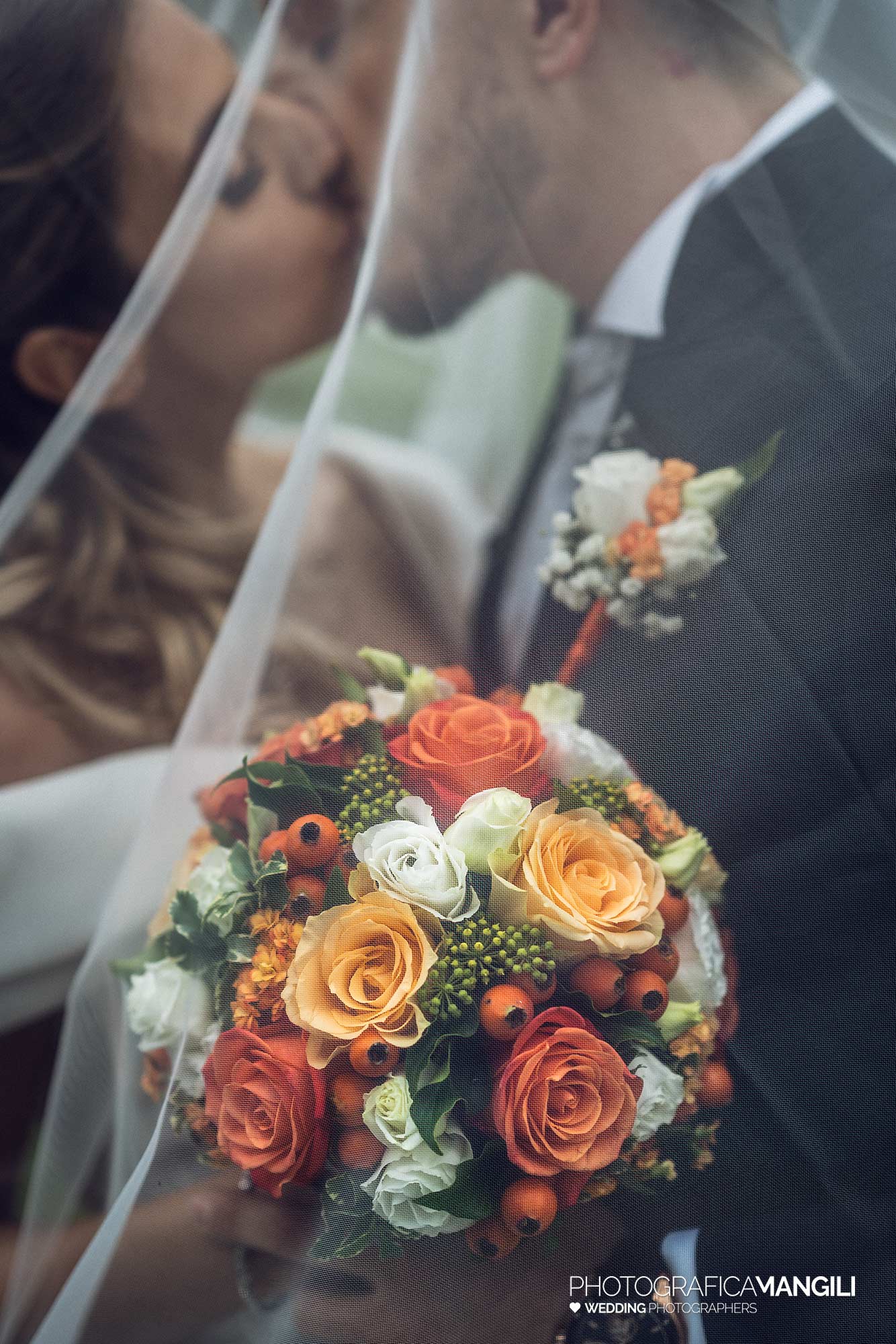 035 velo ritratto sposi foto matrimonio wedding villa mattioli monza brianza 035 velo ritratto sposi foto matrimonio wedding villa mattioli monza brianza