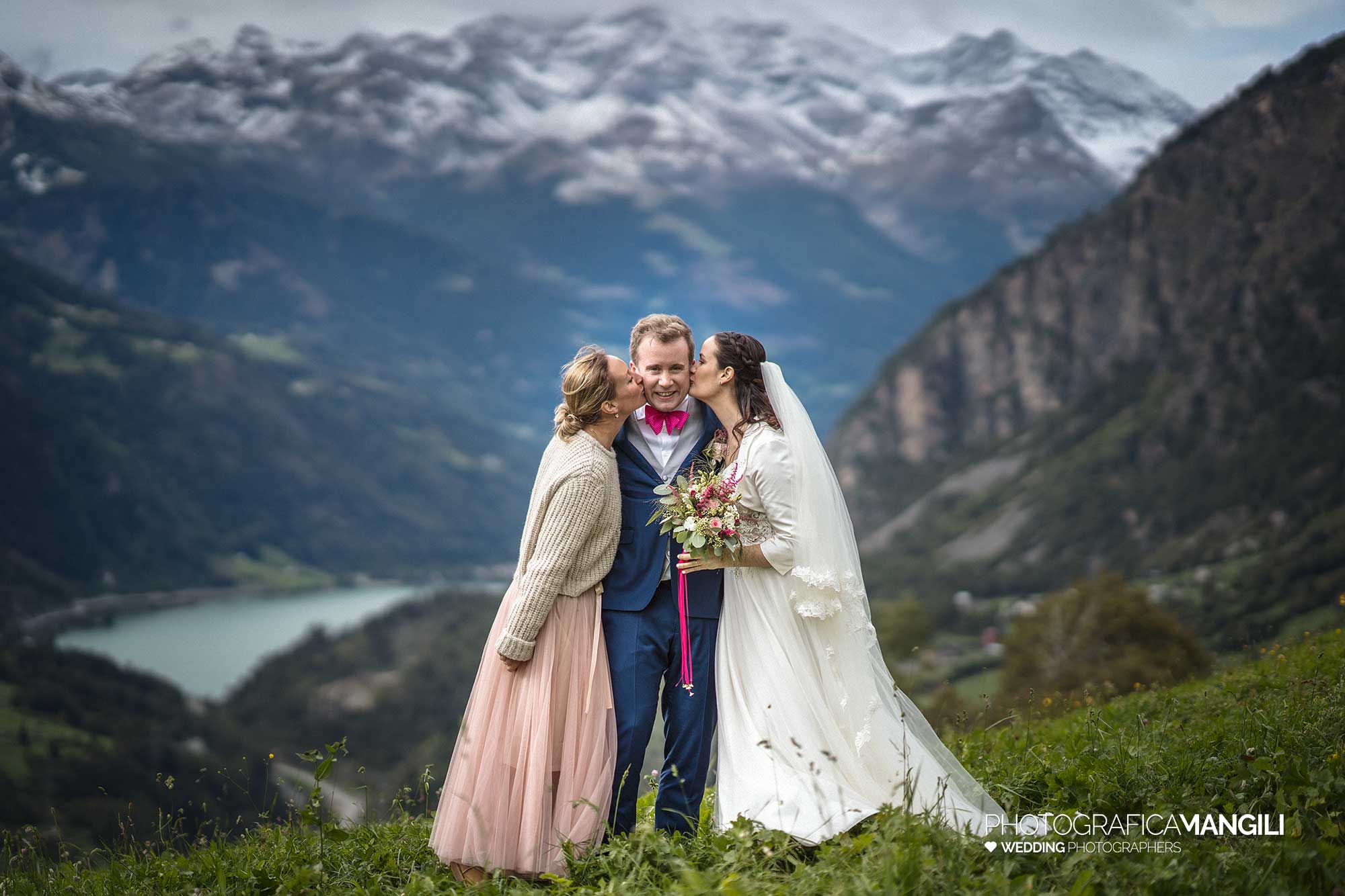042 foto matrimonio reportage wedding ritratto sposi montagne poschiavo svizzera 042 foto matrimonio reportage wedding ritratto sposi montagne poschiavo svizzera