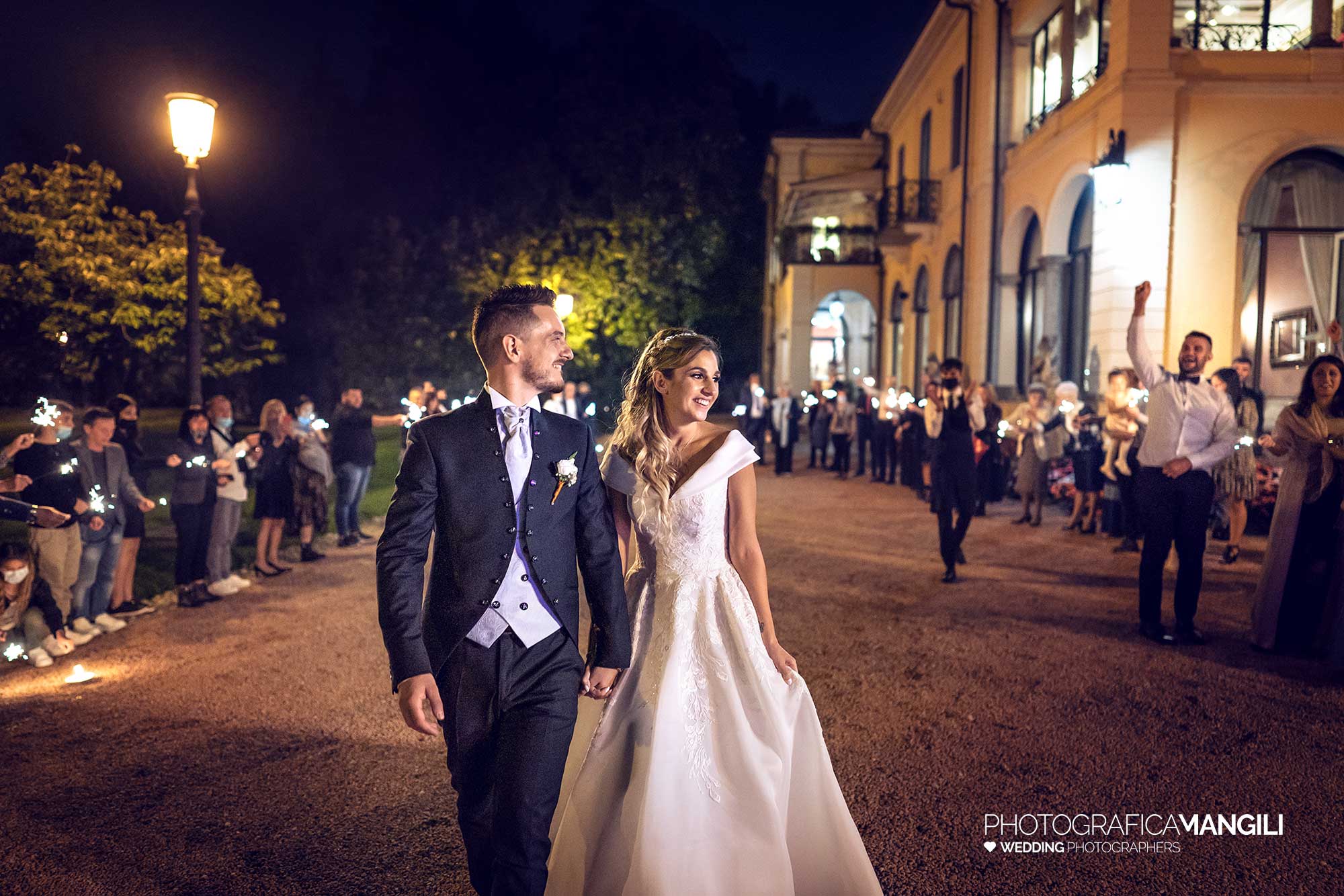 049 reportage taglio torta foto matrimonio wedding villa mattioli monza brianza 049 reportage taglio torta foto matrimonio wedding villa mattioli monza brianza