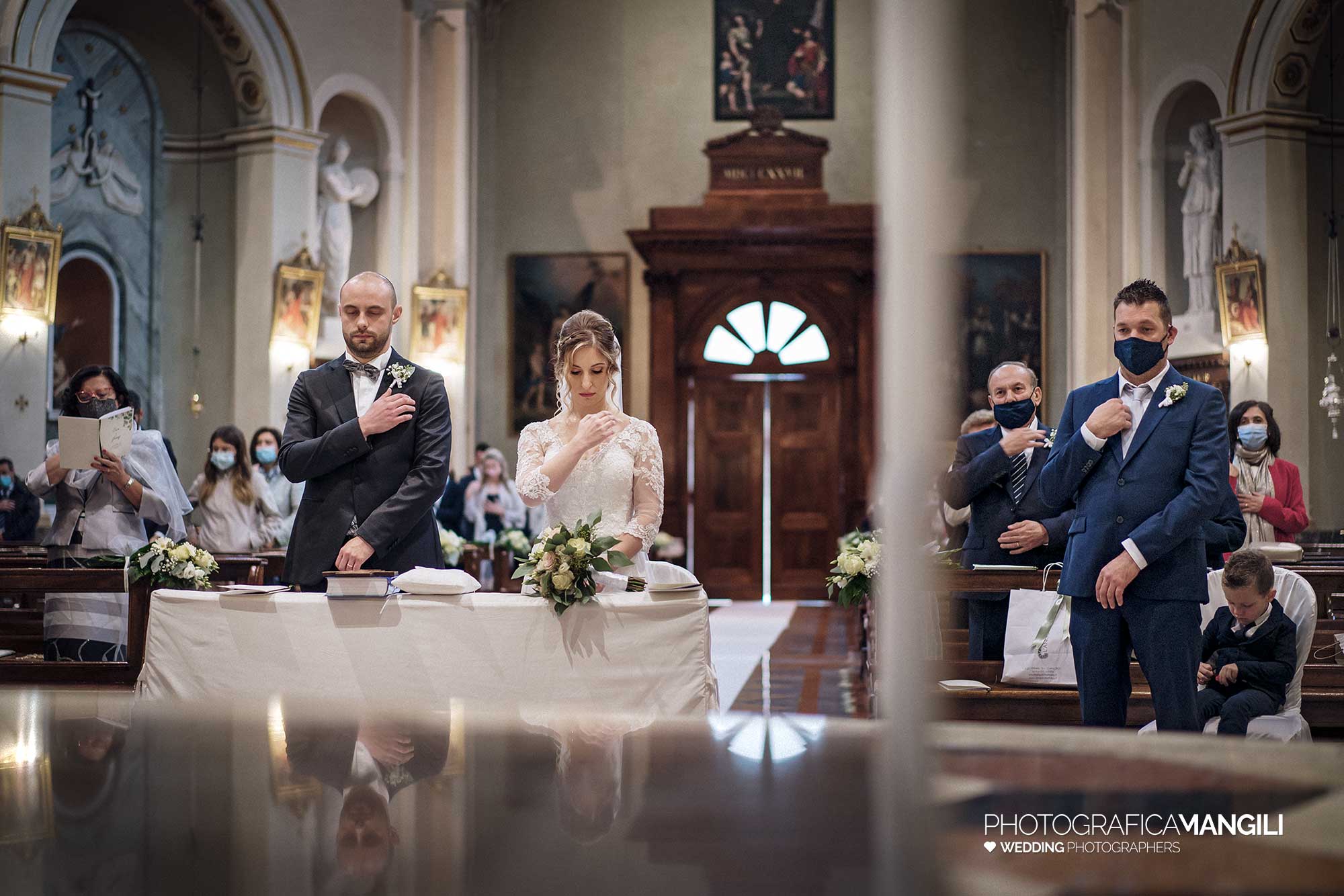 018 reportage sposi cerimonia chiesa foto matrimonio wedding bergamo 018 reportage sposi cerimonia chiesa foto matrimonio wedding bergamo