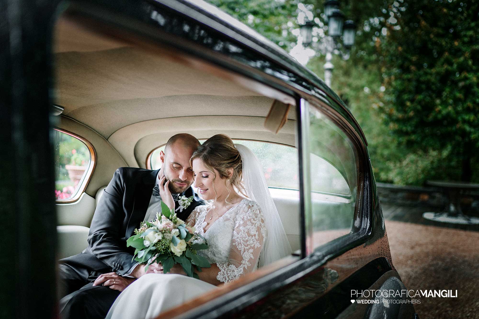 022 reportage auto sposi foto matrimonio wedding villa martinelli bergamo 022 reportage auto sposi foto matrimonio wedding villa martinelli bergamo