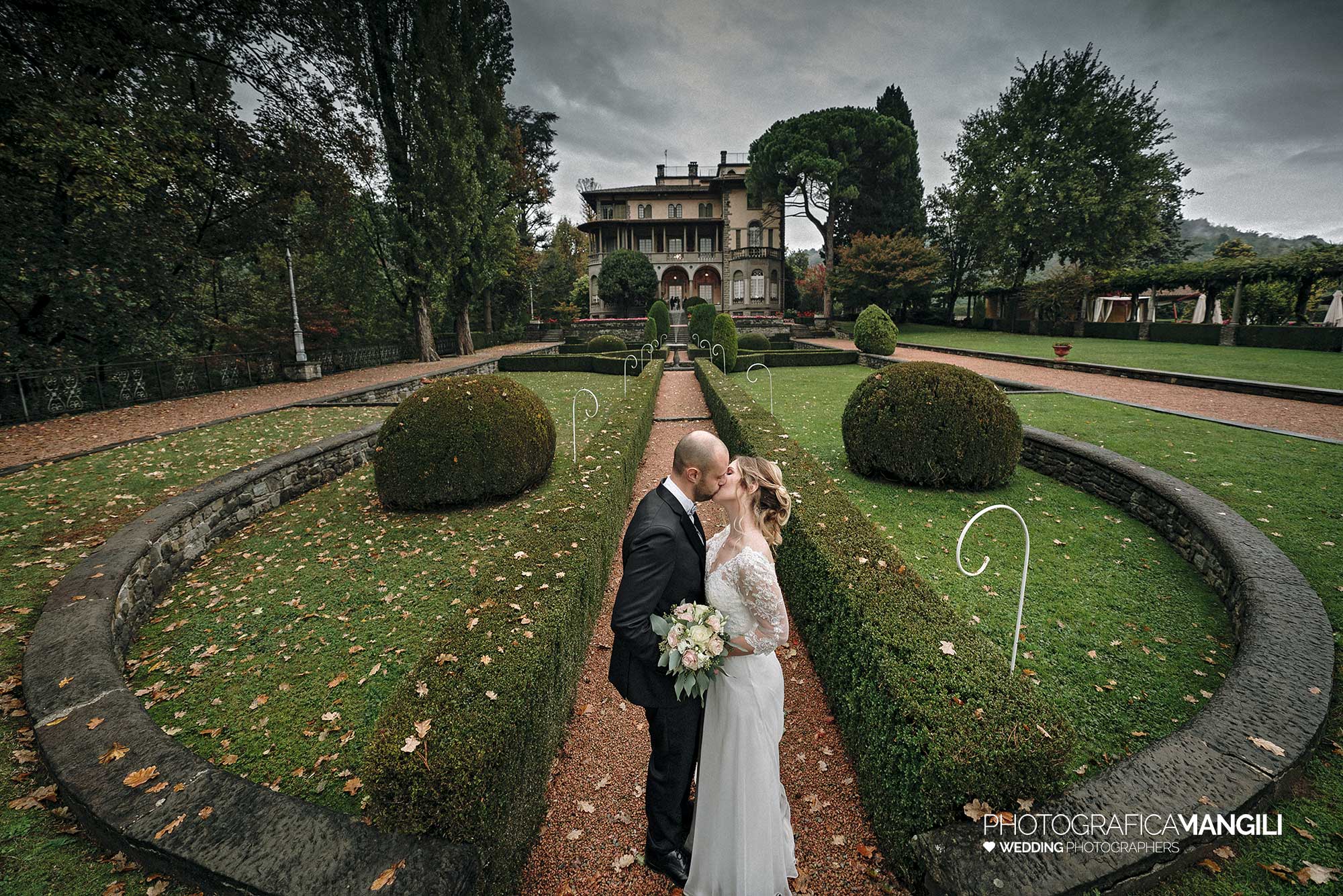 039 reportage ritratto sposi foto matrimonio wedding villa martinelli bergamo 039 reportage ritratto sposi foto matrimonio wedding villa martinelli bergamo