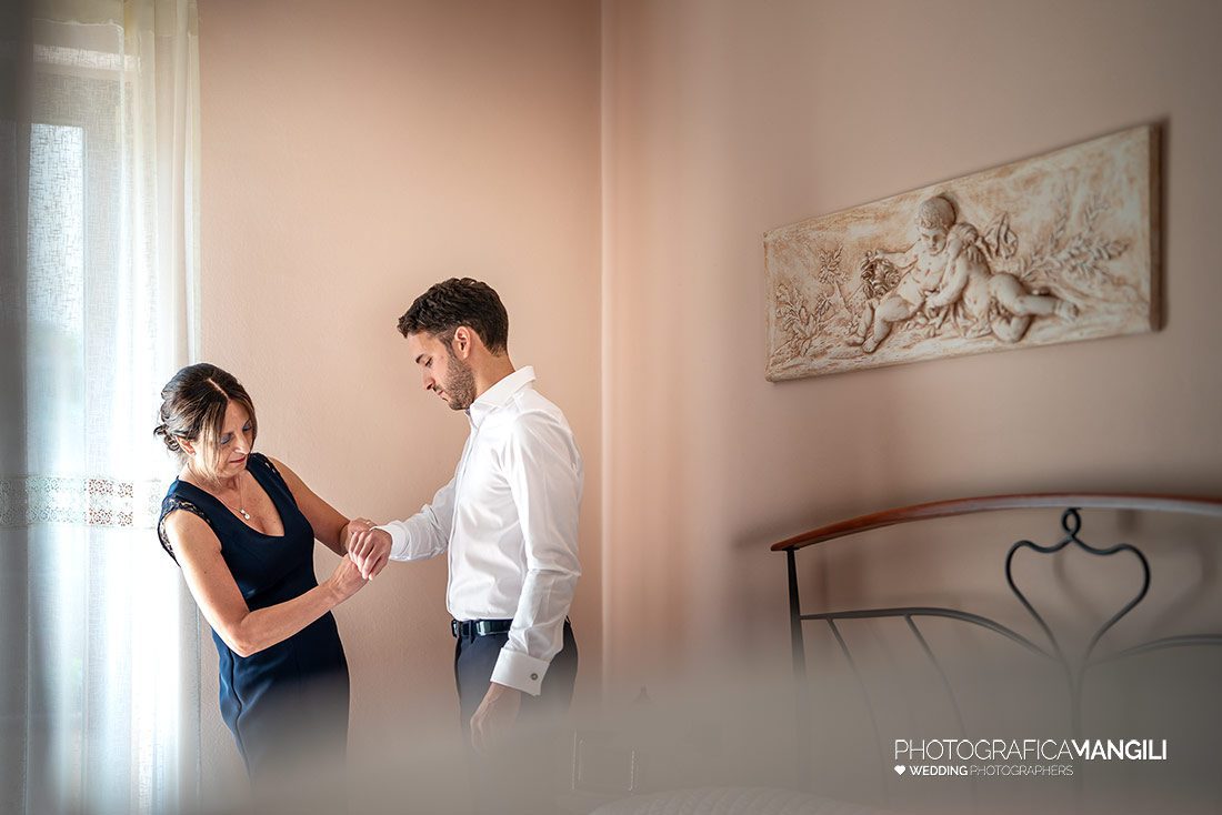 001 fotografo matrimonio reportage wedding preparazione abito sposo cisano bergamasco bergamo 001 fotografo matrimonio reportage wedding preparazione abito sposo cisano bergamasco bergamo