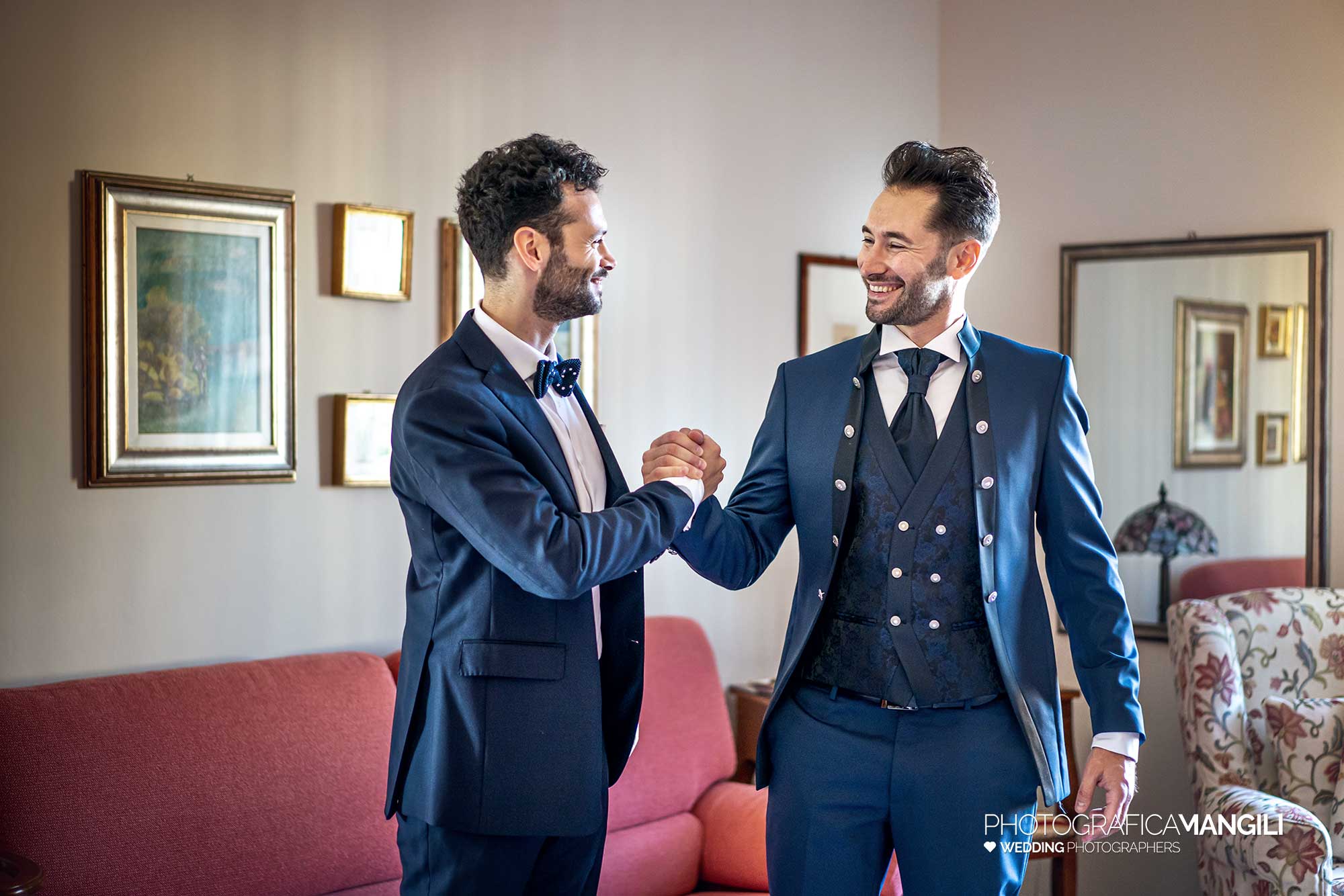 003 fotografo matrimonio reportage wedding preparazione abito sposo cernusco sul naviglio milano 003 fotografo matrimonio reportage wedding preparazione abito sposo cernusco sul naviglio milano