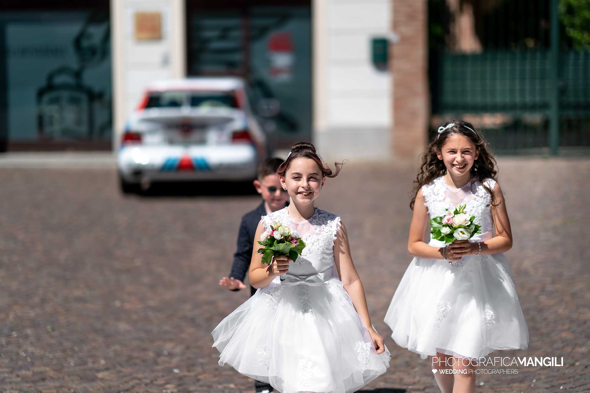 014 matrimonio reportage wedding ingresso chiesa damigelle paggetto rodano milano 014 matrimonio reportage wedding ingresso chiesa damigelle paggetto rodano milano