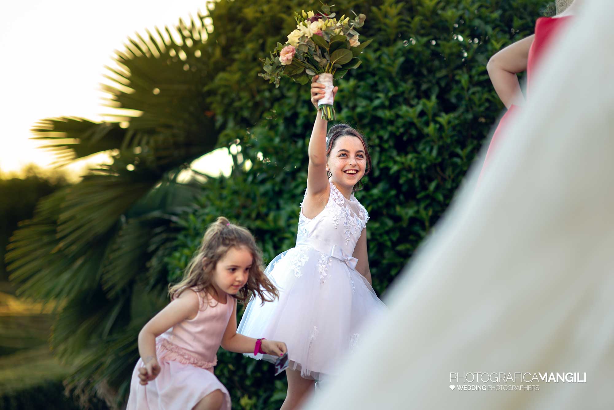 050 fotografo matrimonio reportage wedding ritratto lancio bouquet villa orsini colonna imbersago lecco 050 fotografo matrimonio reportage wedding ritratto lancio bouquet villa orsini colonna imbersago lecco