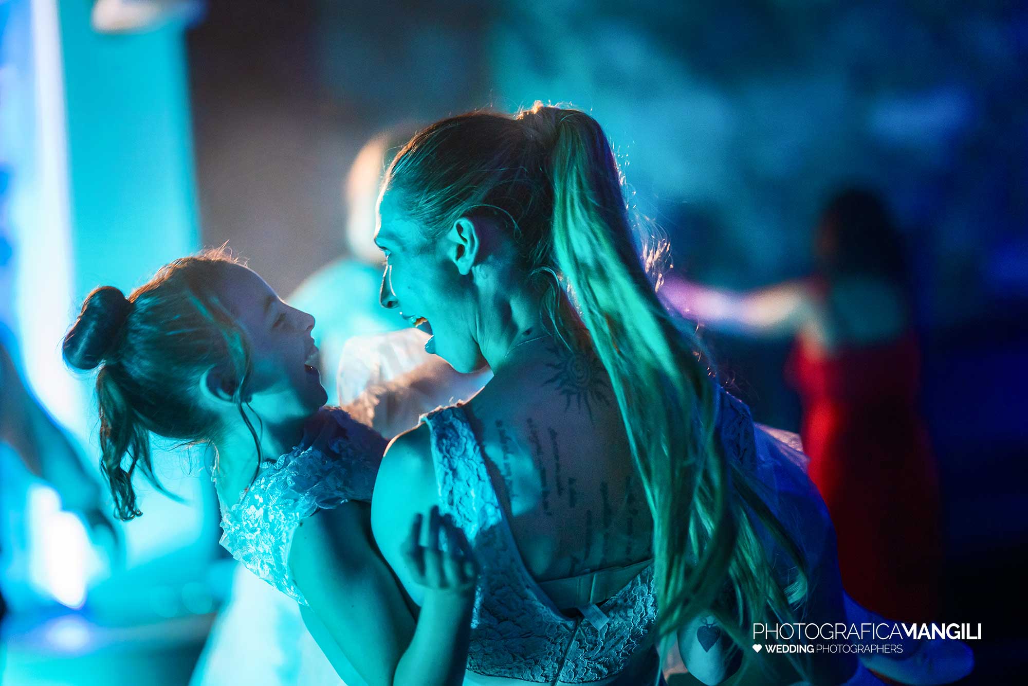 056 fotografo matrimonio reportage wedding ritratto sposa balli villa orsini colonna imbersago lecco 056 fotografo matrimonio reportage wedding ritratto sposa balli villa orsini colonna imbersago lecco