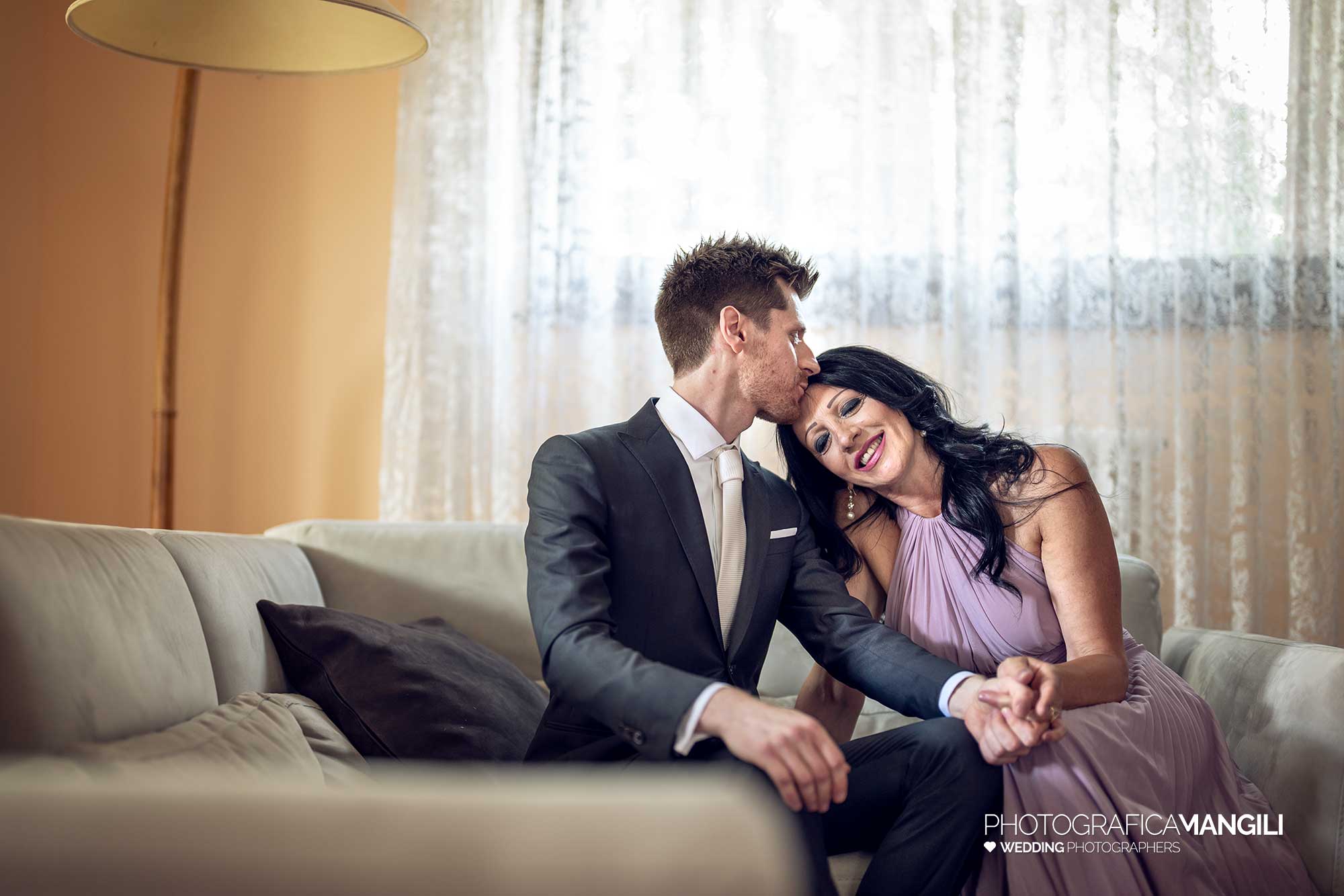 001 fotografo matrimonio reportage wedding preparazione sposo mamma brembate sopra bergamo 001 fotografo matrimonio reportage wedding preparazione sposo mamma brembate sopra bergamo